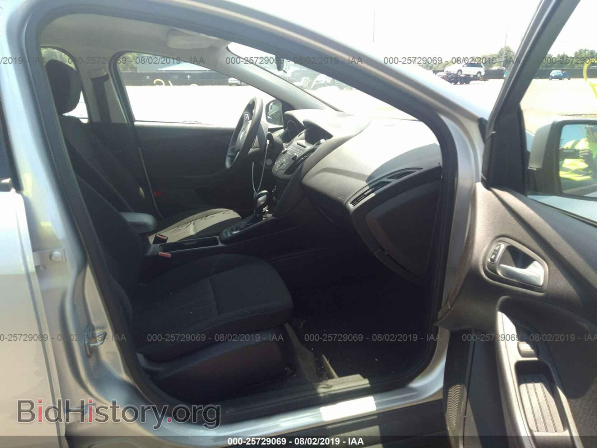 2016 FORD FOCUS - VIN: 1FADP3F22GL364703 - Фото 5