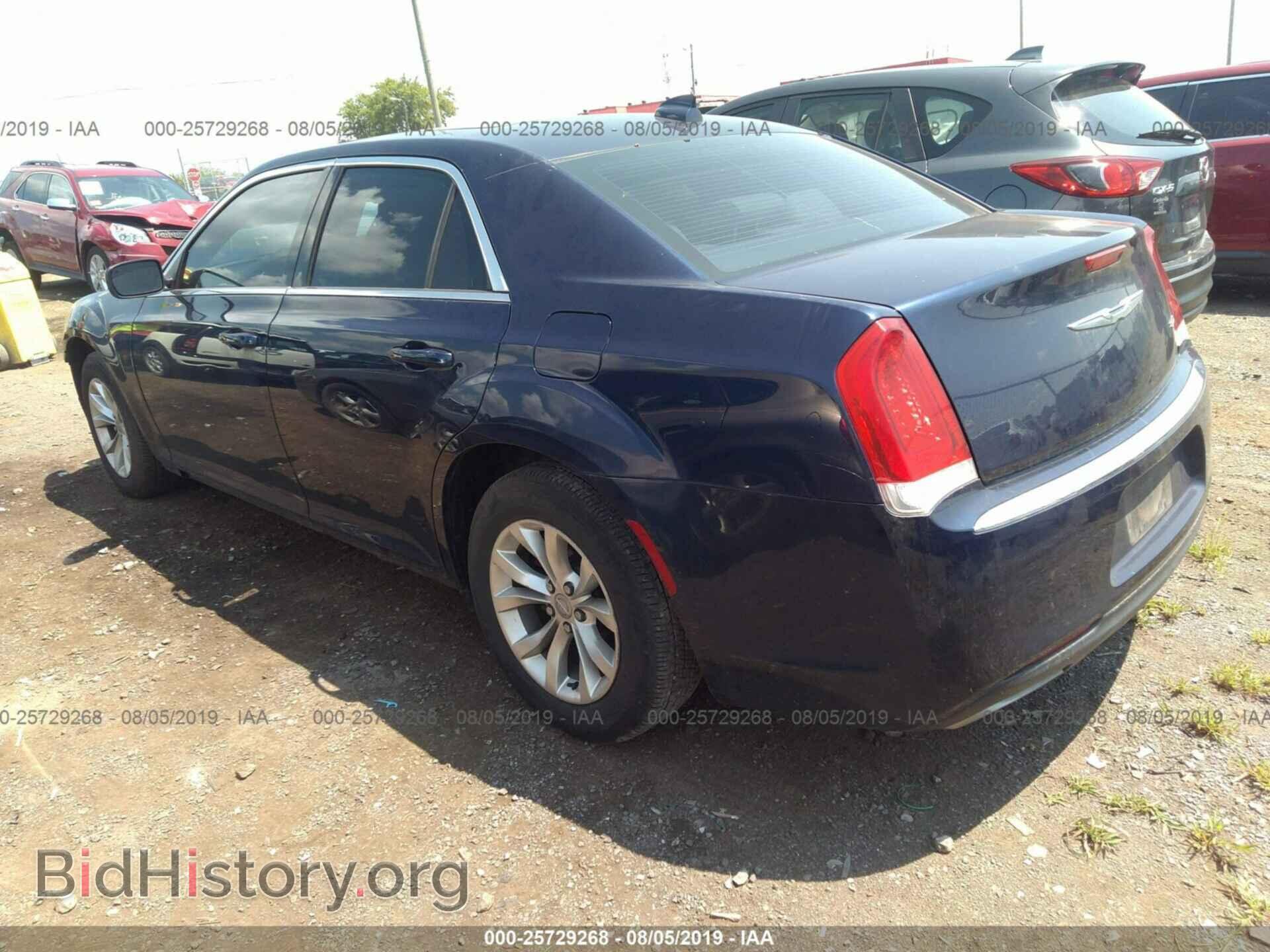 2015 CHRYSLER 300 - VIN: 2C3CCAAG6FH755202 - Фото 3