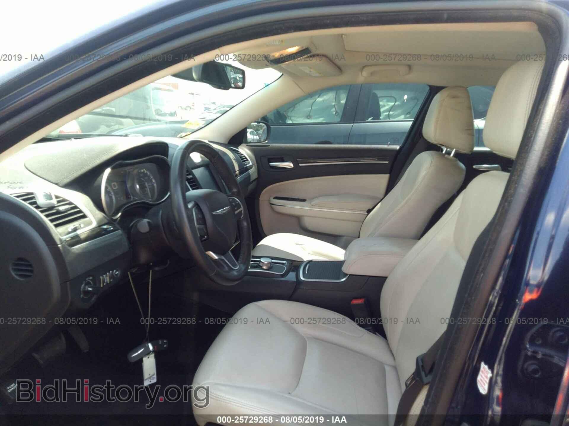 2015 CHRYSLER 300 - VIN: 2C3CCAAG6FH755202 - Фото 5