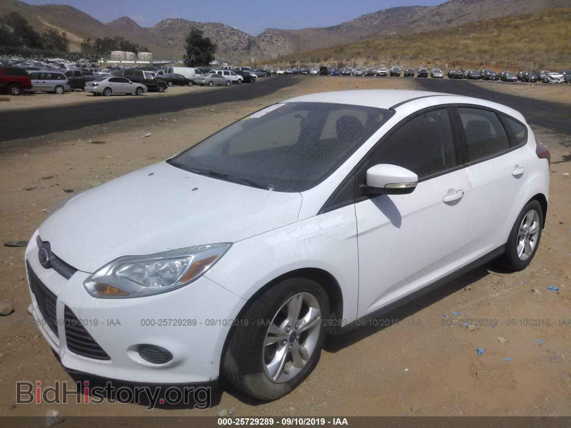2014 Ford Focus - VIN: 1FADP3K26EL231168 - Фото 2