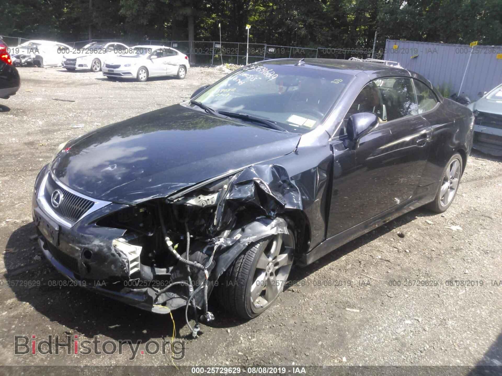 2011 LEXUS IS - VIN: JTHFF2C20B2518116 - Фото 2
