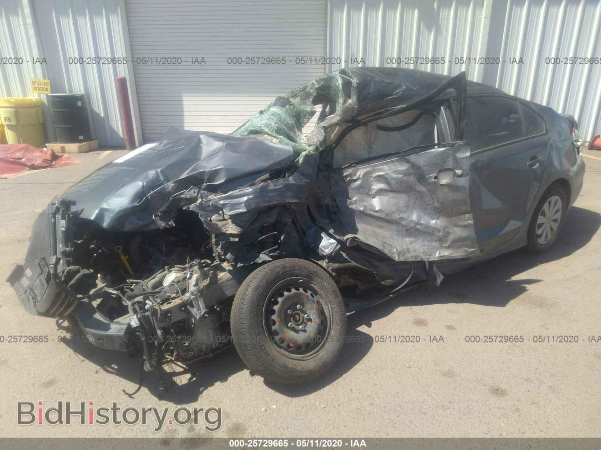 2014 Volkswagen Jetta - VIN: 3VW2K7AJ7EM314037 - Фото 2