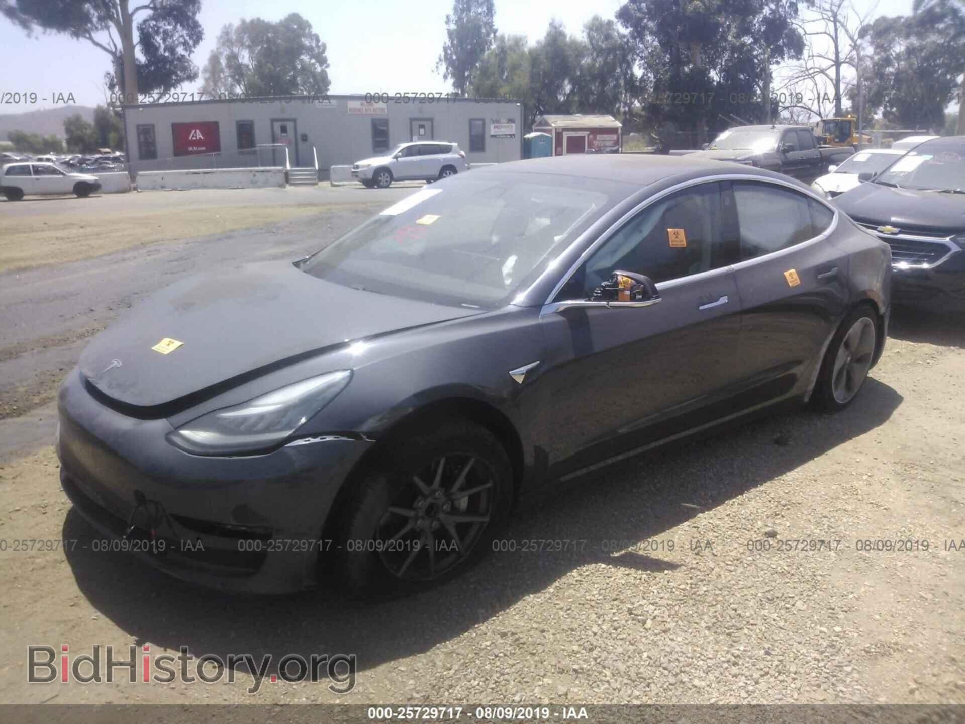 2018 Tesla Model 3 - VIN: 5YJ3E1EA3JF102059 - Фото 2