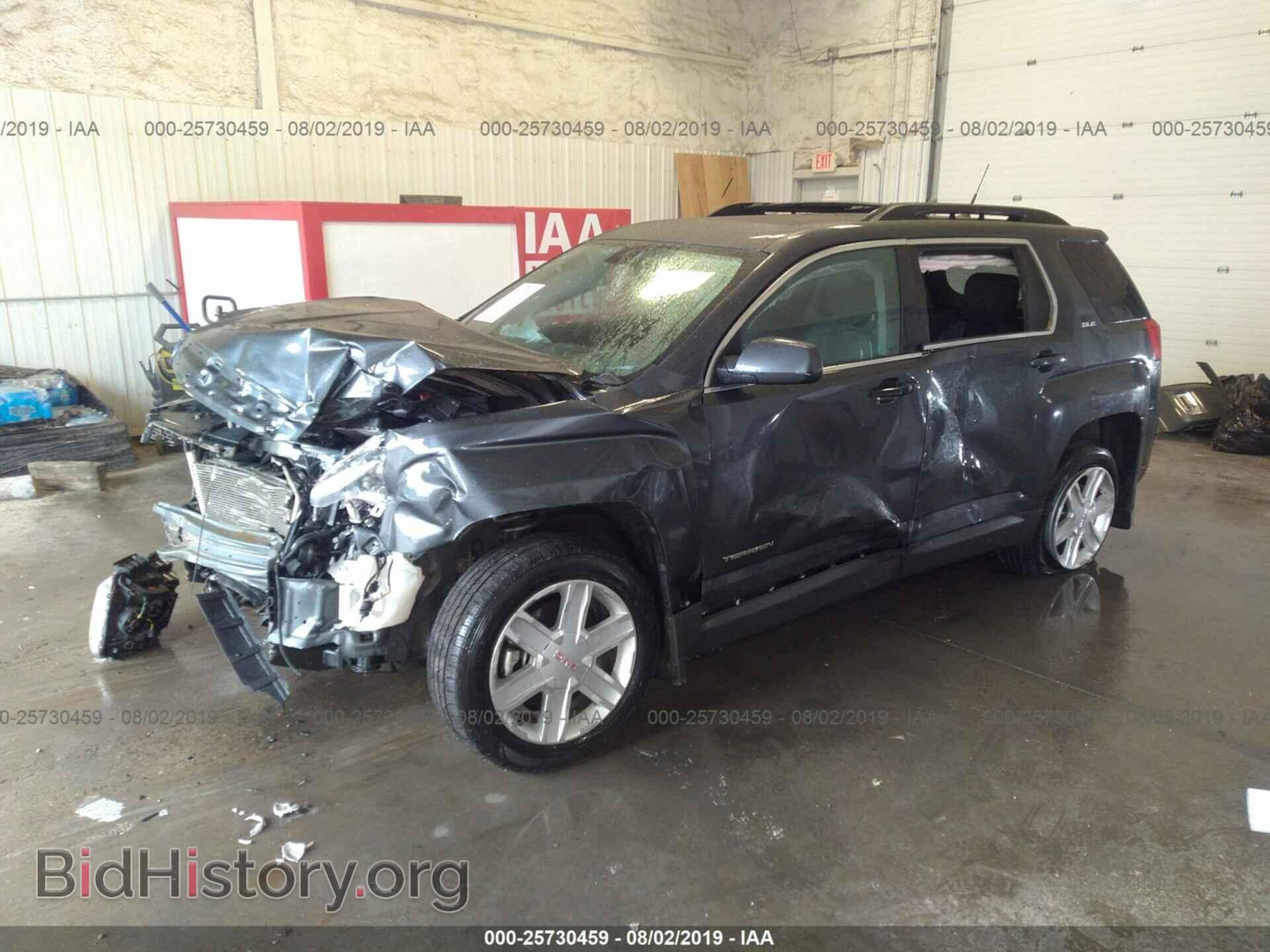 2011 GMC TERRAIN - VIN: 2CTFLTE53B6278929 - Photo 2