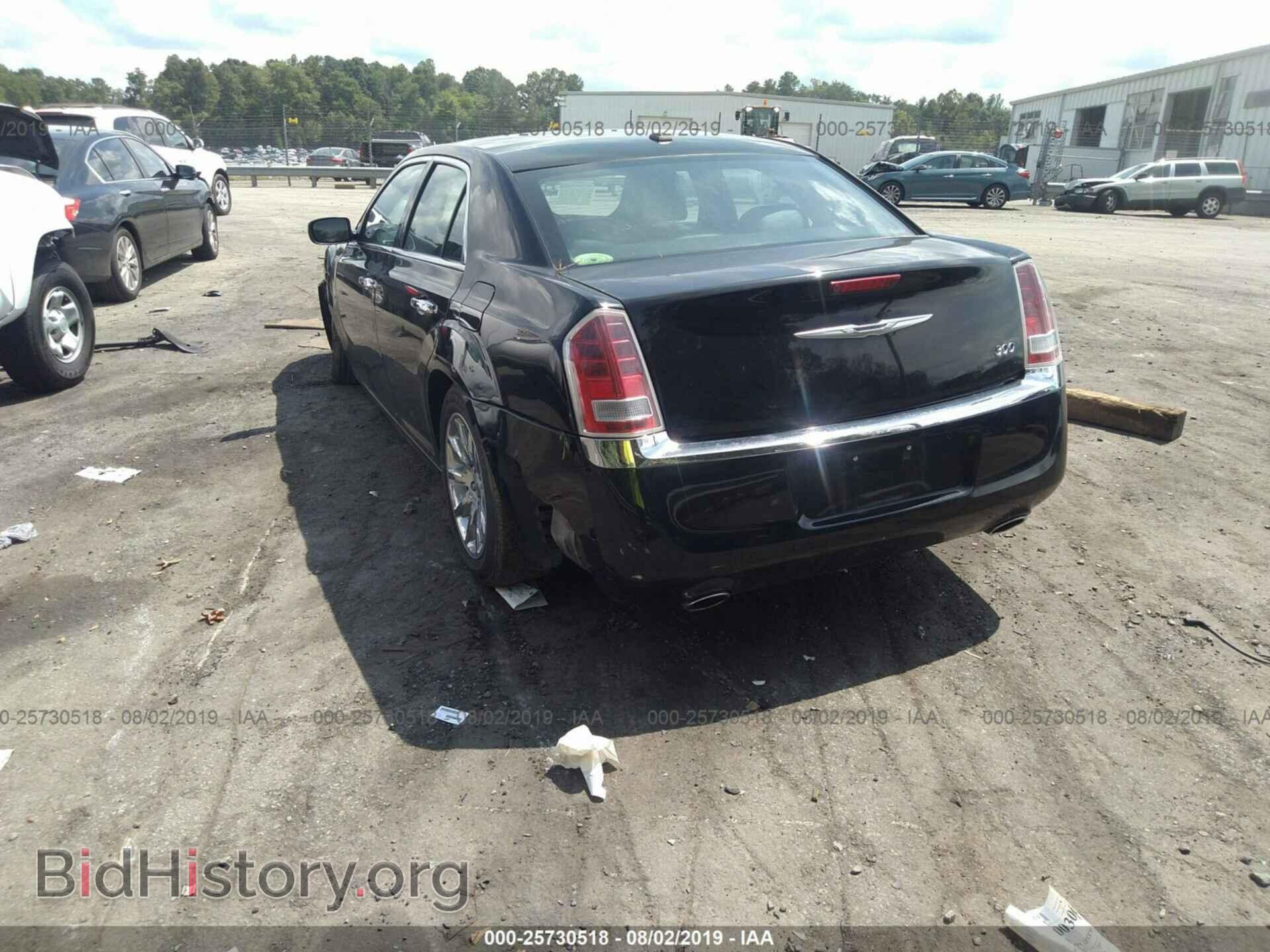 2012 CHRYSLER 300 - VIN: 2C3CCACG2CH224409 - Фото 3