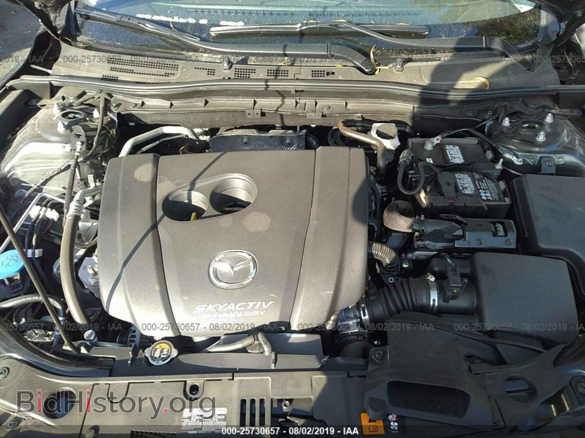 2018 MAZDA 3 - VIN: 3MZBN1U76JM275357 - Фото 10