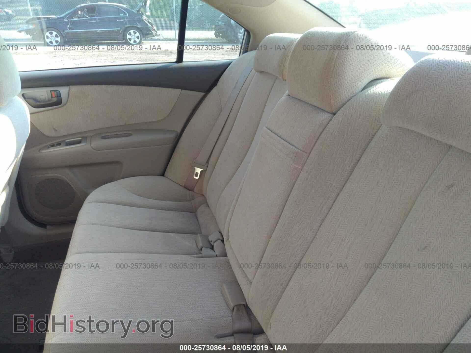2008 KIA OPTIMA - VIN: KNAGE123885270716 - Фото 8