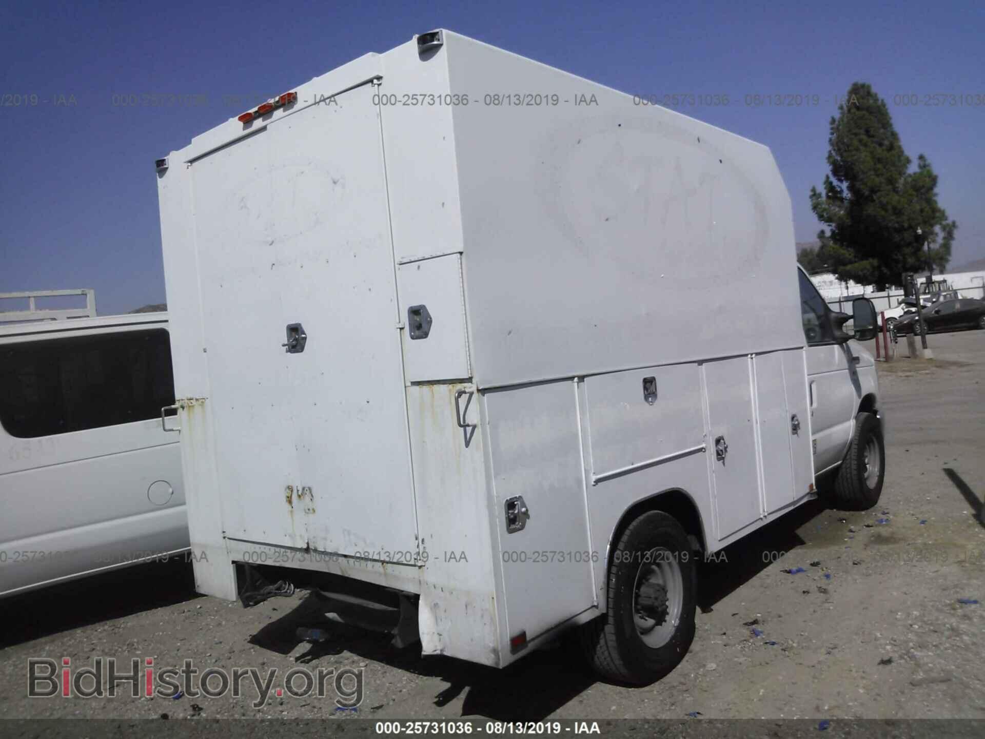 2011 FORD ECONOLINE - VIN: 1FDSE3FL0BDA29213 - Фото 4