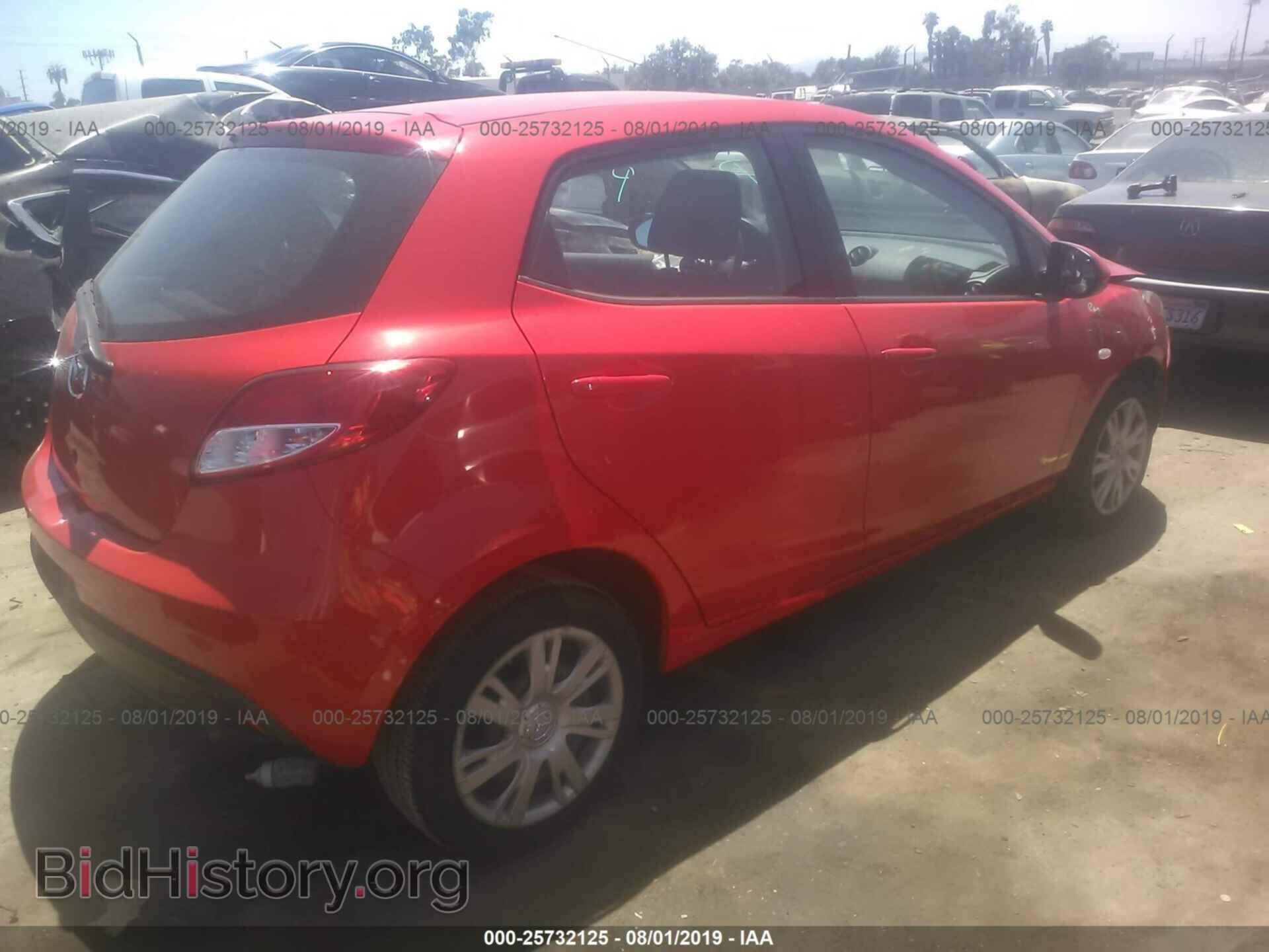 2014 MAZDA MAZDA2 - VIN: JM1DE1KZXE0186593 - Фото 4