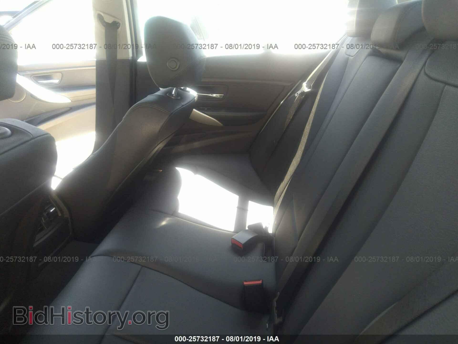 2014 BMW 320 - VIN: WBA3B1G50ENS79567 - Фото 8