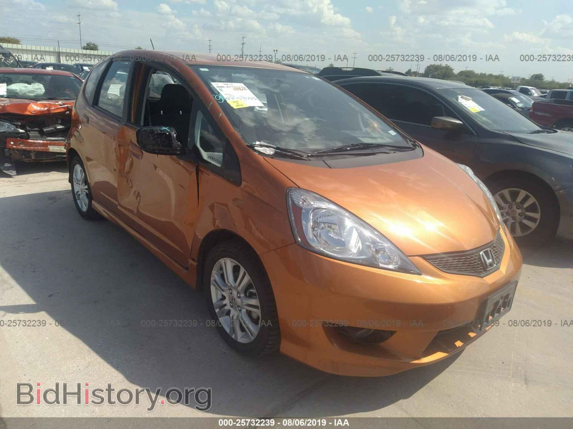 Фотография JHMGE8H63BS005805 - HONDA FIT 2011