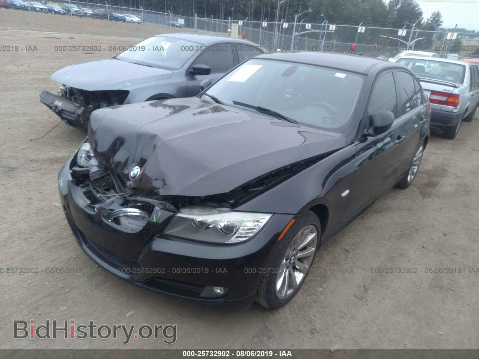 2011 BMW 328 - VIN: WBAPH5G55BNM82490 - Фото 2