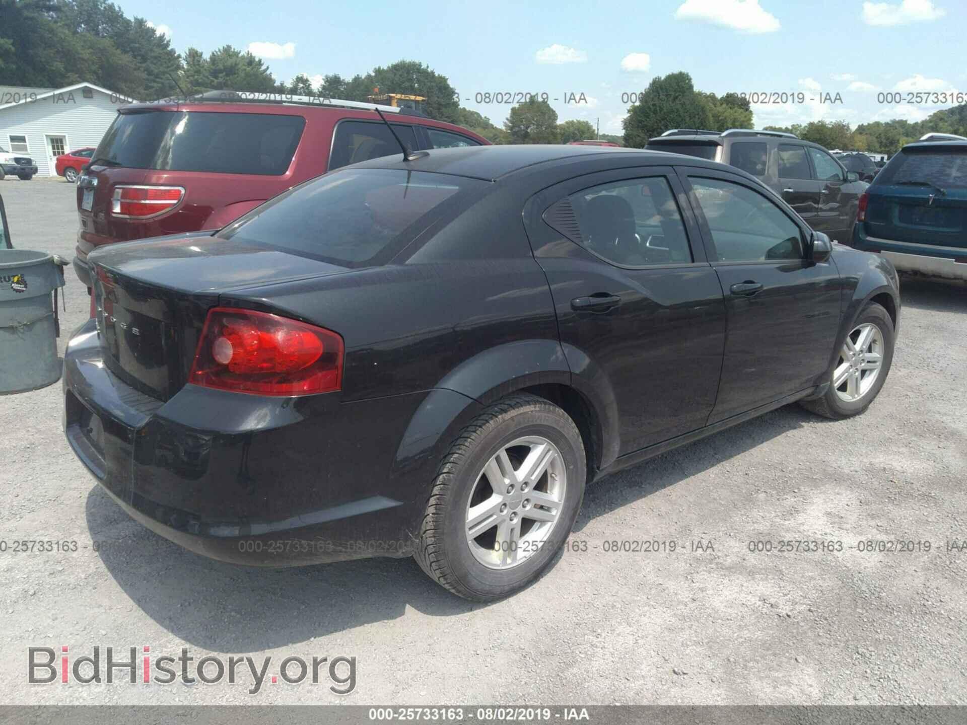 2011 DODGE AVENGER - VIN: 1B3BD1FB1BN502132 - Фото 4