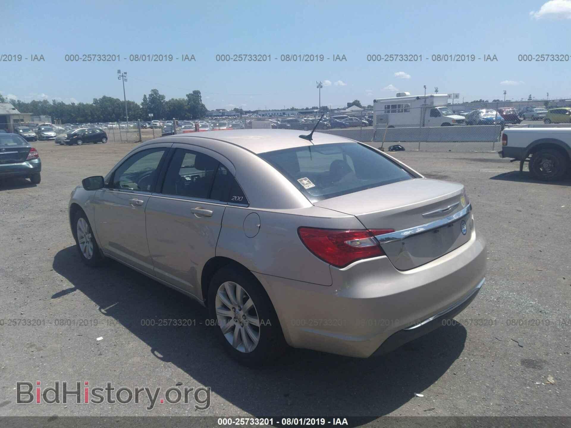 2013 CHRYSLER 200 - VIN: 1C3CCBBB9DN696014 - Фото 3