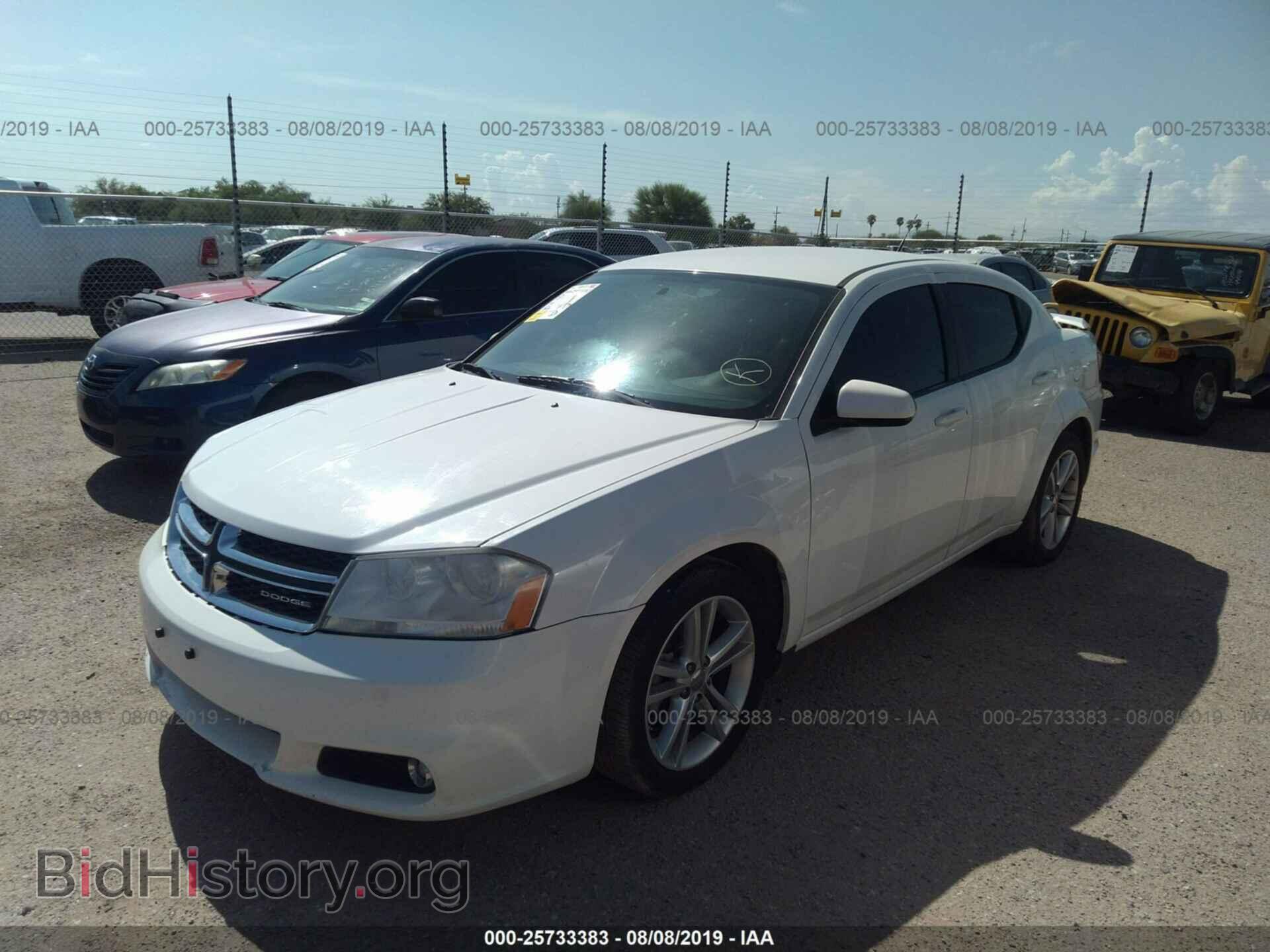2011 DODGE AVENGER - VIN: 1B3BD1FG5BN519737 - Фото 2