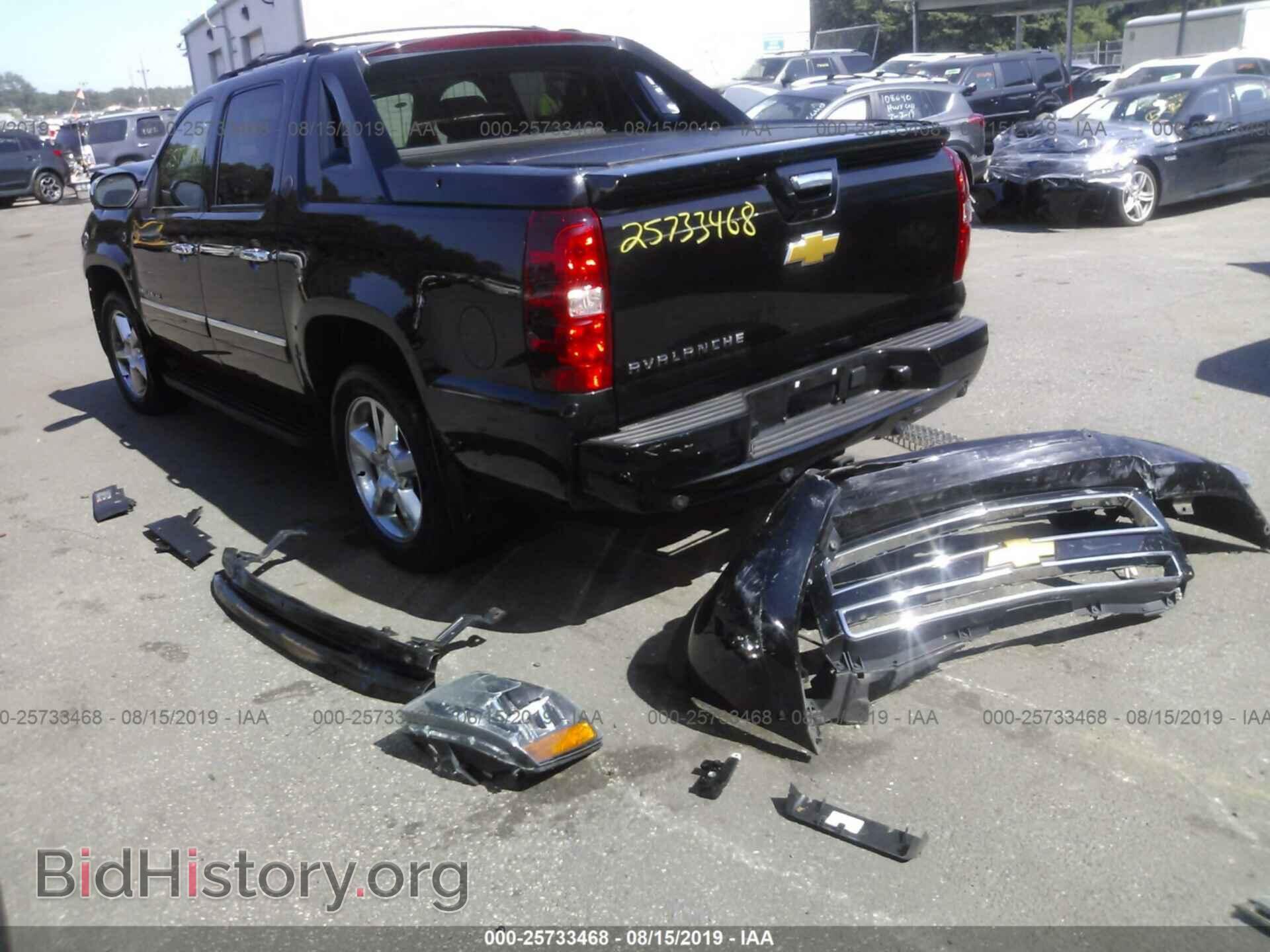 2013 CHEVROLET AVALANCHE - VIN: 3GNTKGE77DG328465 - Фото 3