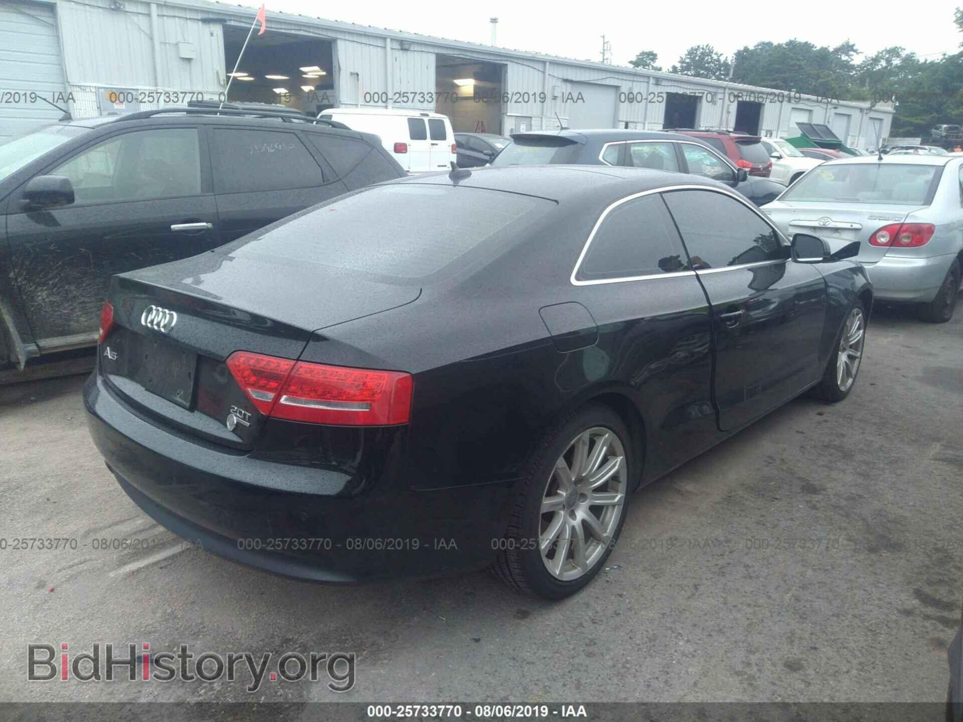 2011 AUDI A5 - VIN: WAUVFAFRXBA067909 - Фото 4