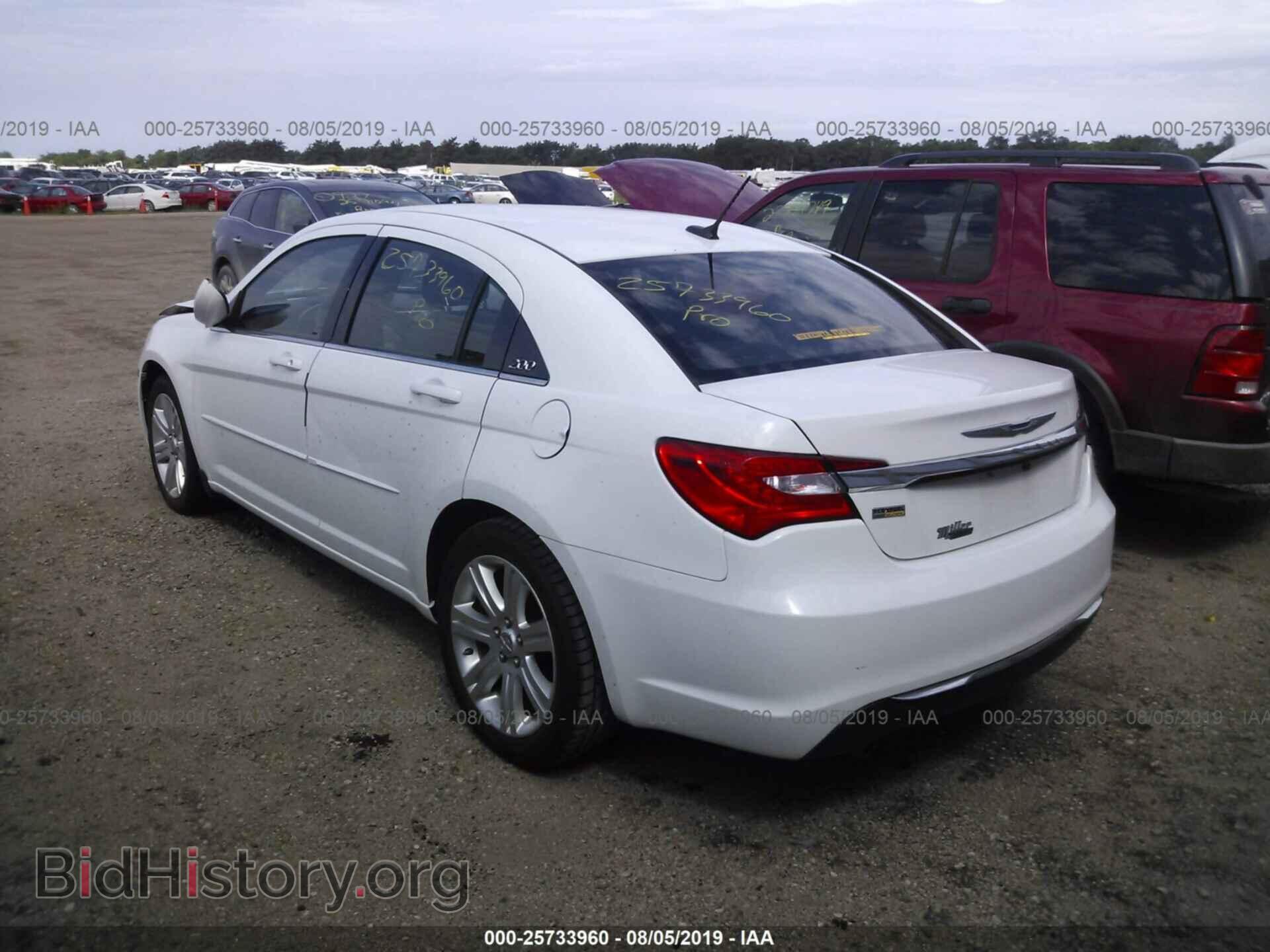 2012 CHRYSLER 200 - VIN: 1C3CCBAG1CN240634 - Фото 3
