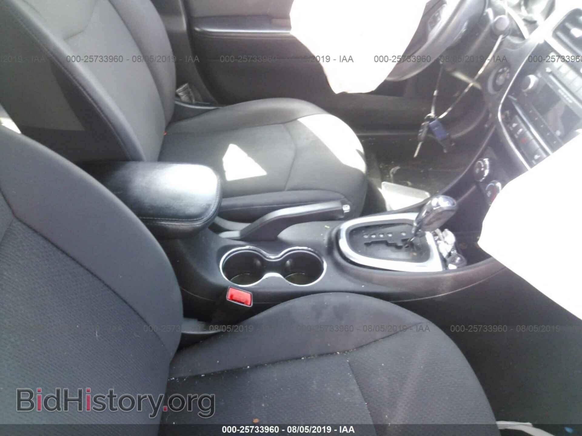 2012 CHRYSLER 200 - VIN: 1C3CCBAG1CN240634 - Фото 5