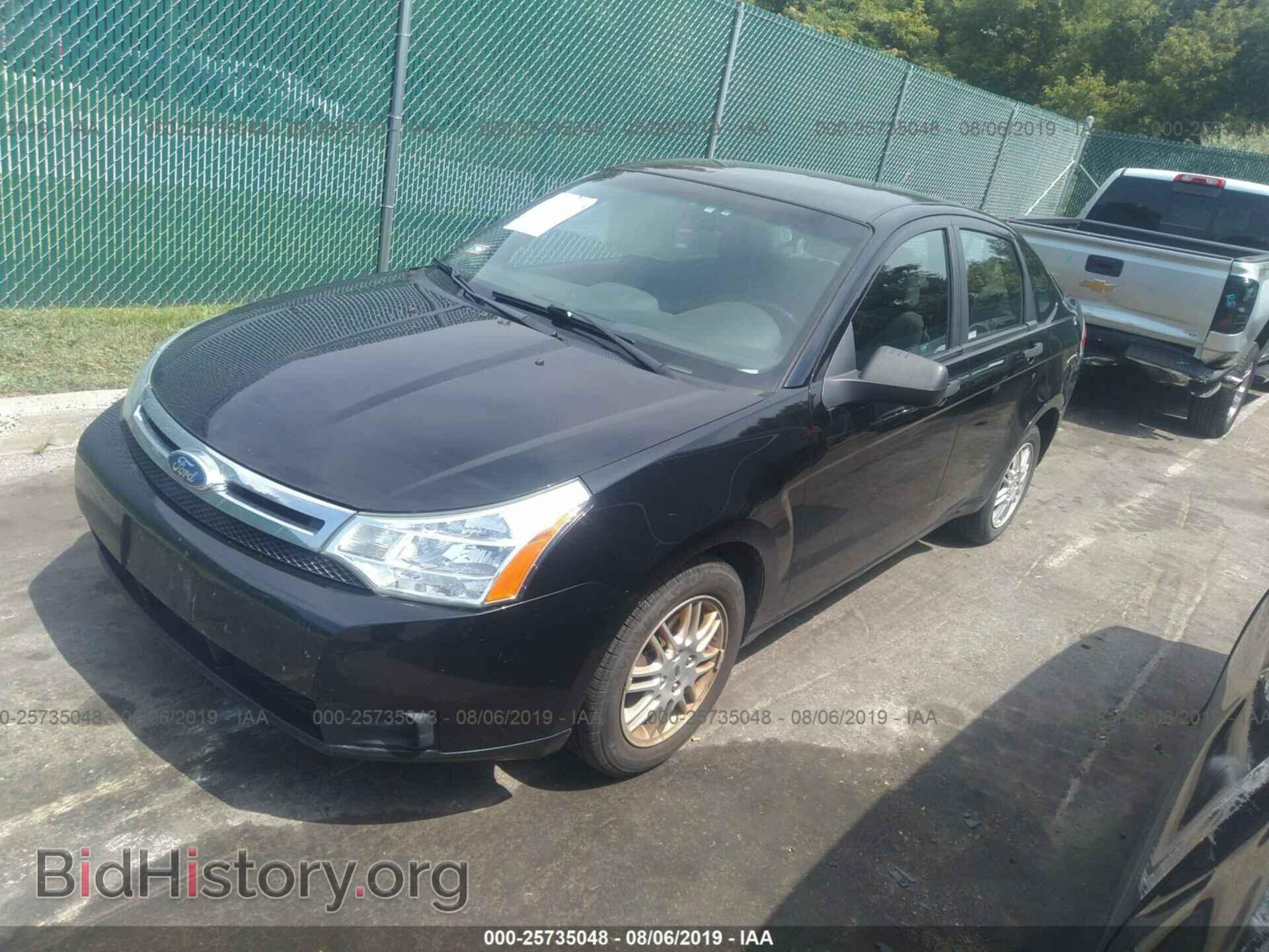 2011 FORD FOCUS - VIN: 1FAHP3FN3BW194192 - Фото 2