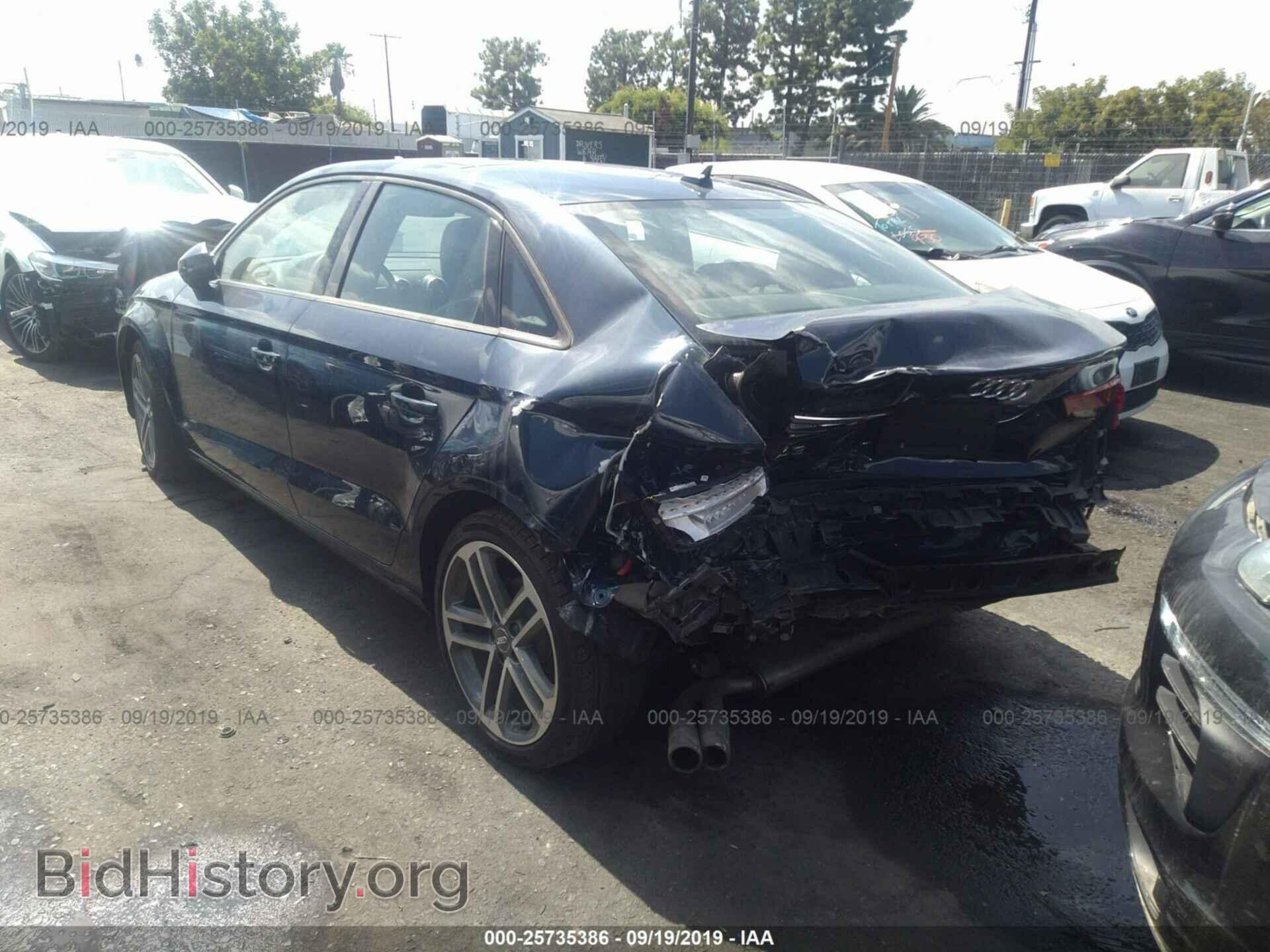 2018 AUDI A3 - VIN: WAUAUGFF9J1049784 - Фото 3