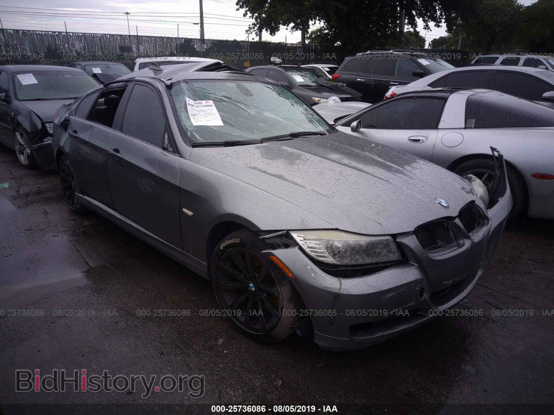 Photo WBAPH7C56BE130701 - BMW 328 2011