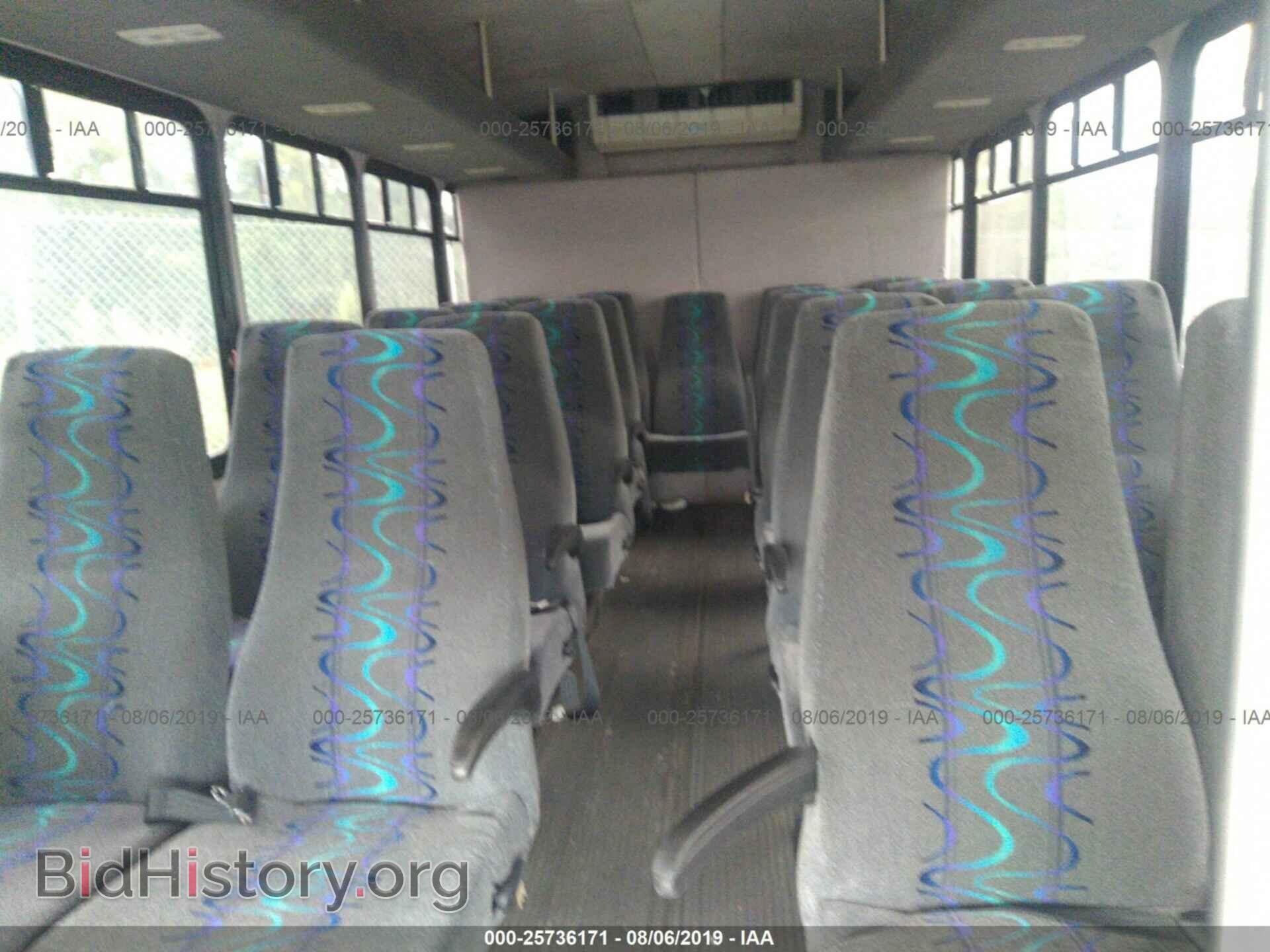 2011 FORD ECONOLINE - VIN: 1FDFE4FS3BDB07224 - Фото 8