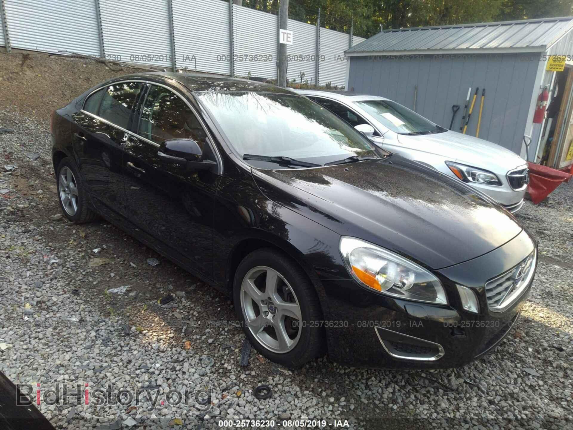 Photo YV1622FS1C2041748 - VOLVO S60 2012