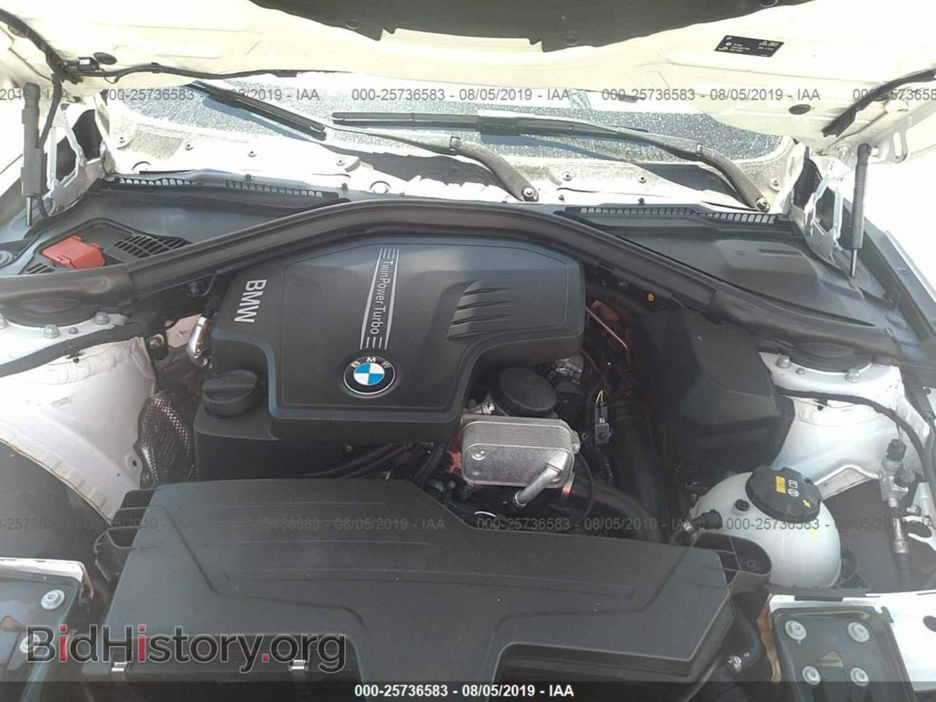 2016 BMW 320 - VIN: WBA8E5G51GNU20587 - Photo 10