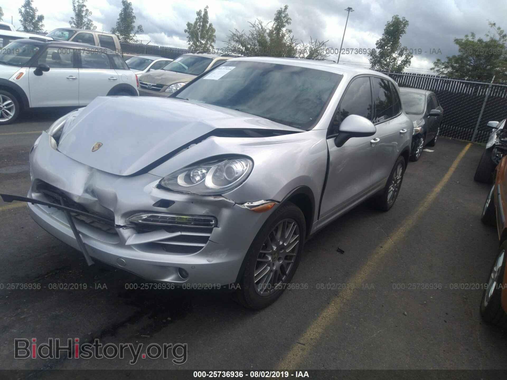 2012 PORSCHE CAYENNE - VIN: WP1AA2A27CLA08210 - Photo 2