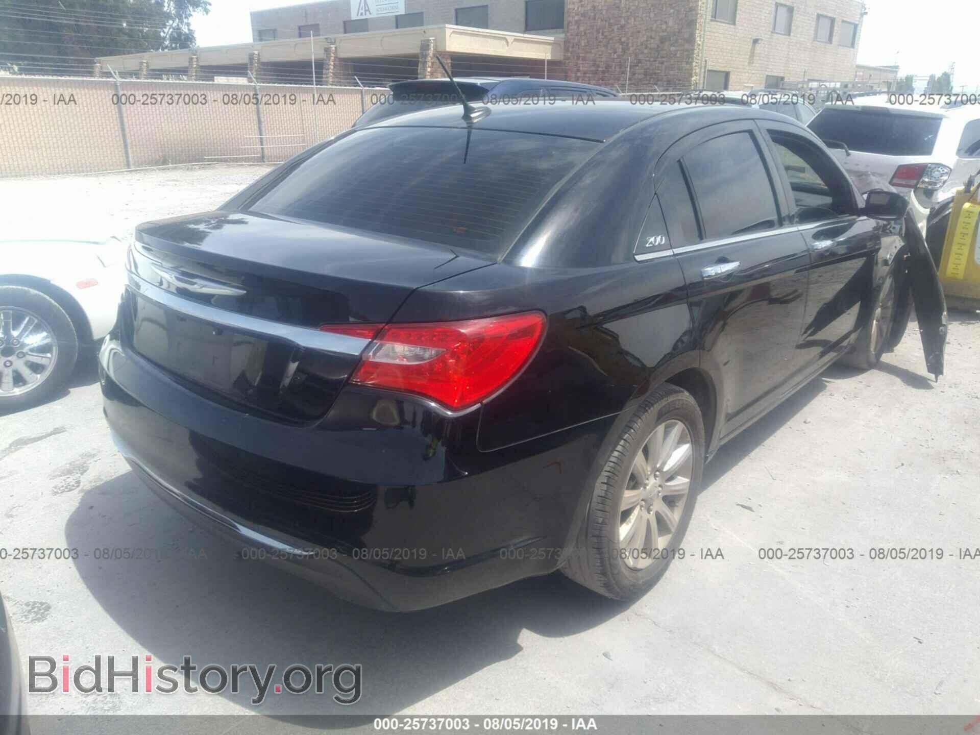 2013 CHRYSLER 200 - VIN: 1C3CCBCG0DN505073 - Фото 4