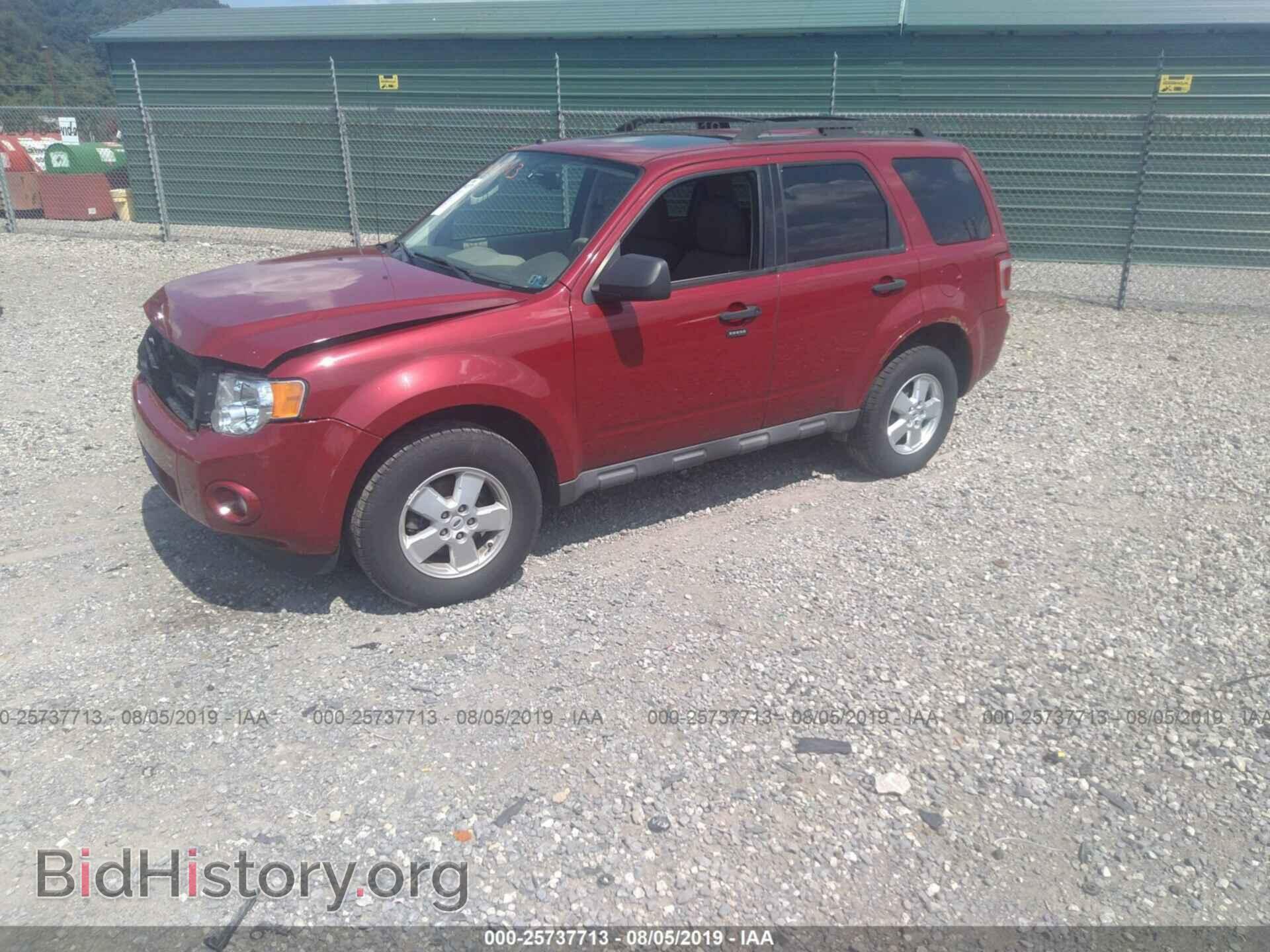 2009 FORD ESCAPE - VIN: 1FMCU93779KB28117 - Фото 2