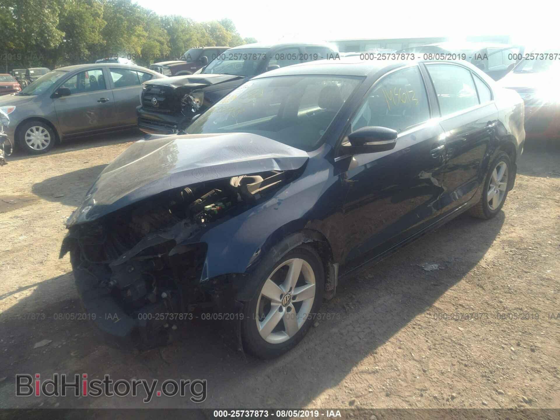 2014 VOLKSWAGEN JETTA - VIN: 3VWLL7AJ1EM404219 - Фото 2