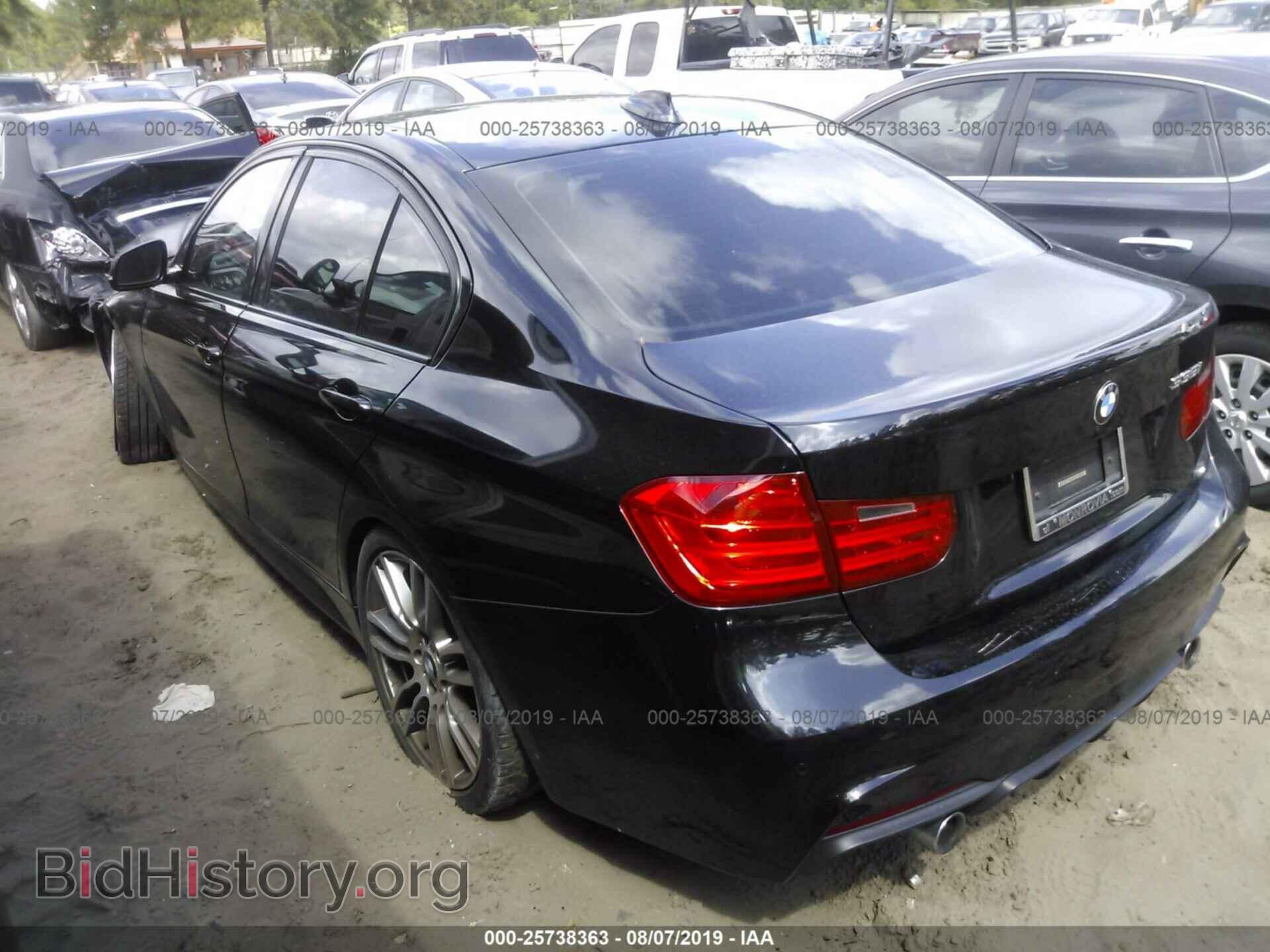 2014 BMW 335 - VIN: WBA3A9G58ENS65711 - Фото 3