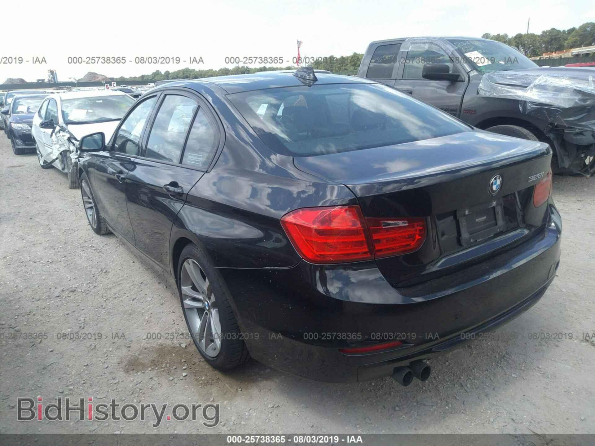 2012 BMW 328 - VIN: WBA3A5C56CF256656 - Фото 3