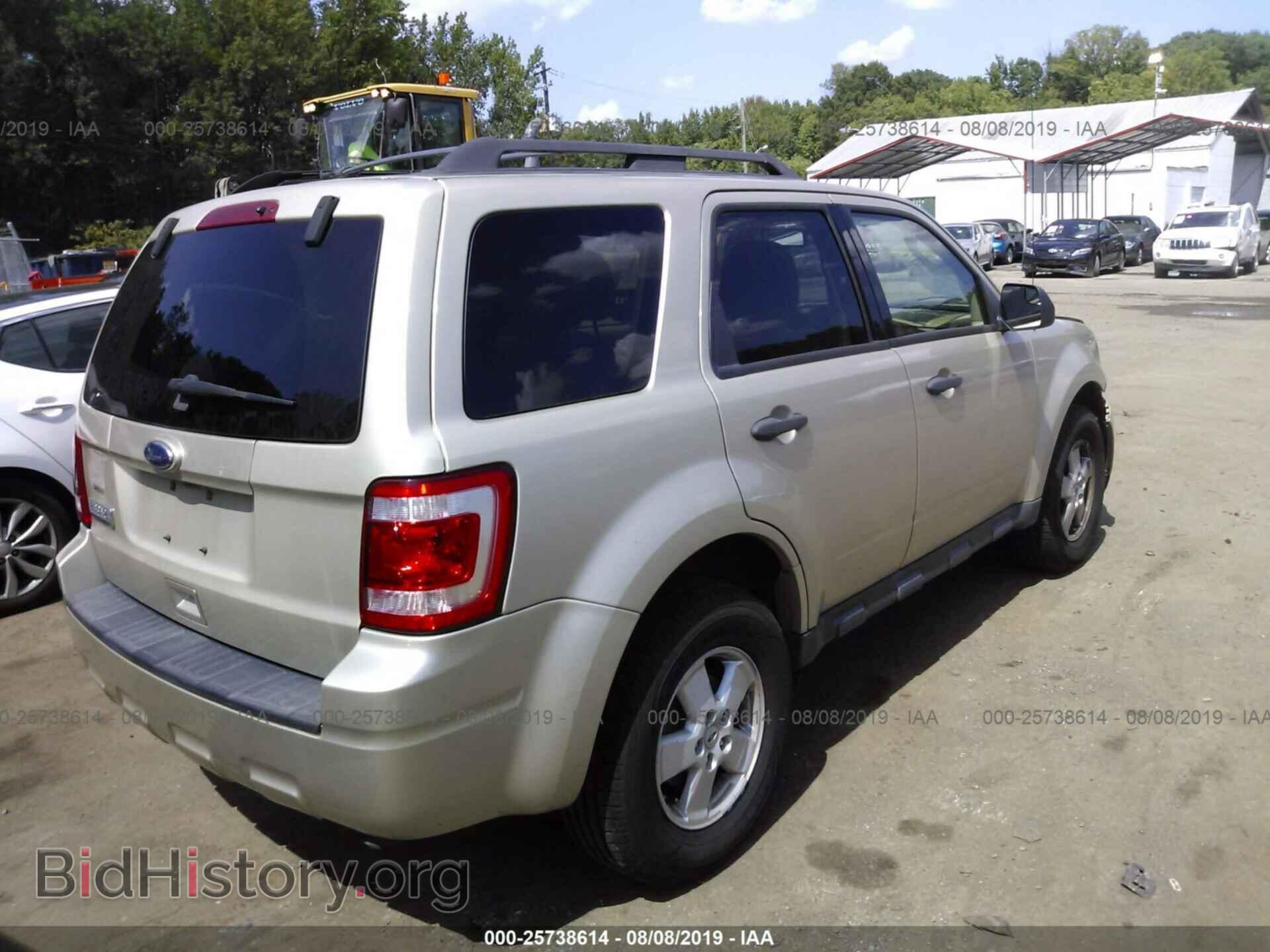 2011 FORD ESCAPE - VIN: 1FMCU9D71BKA53287 - Photo 4