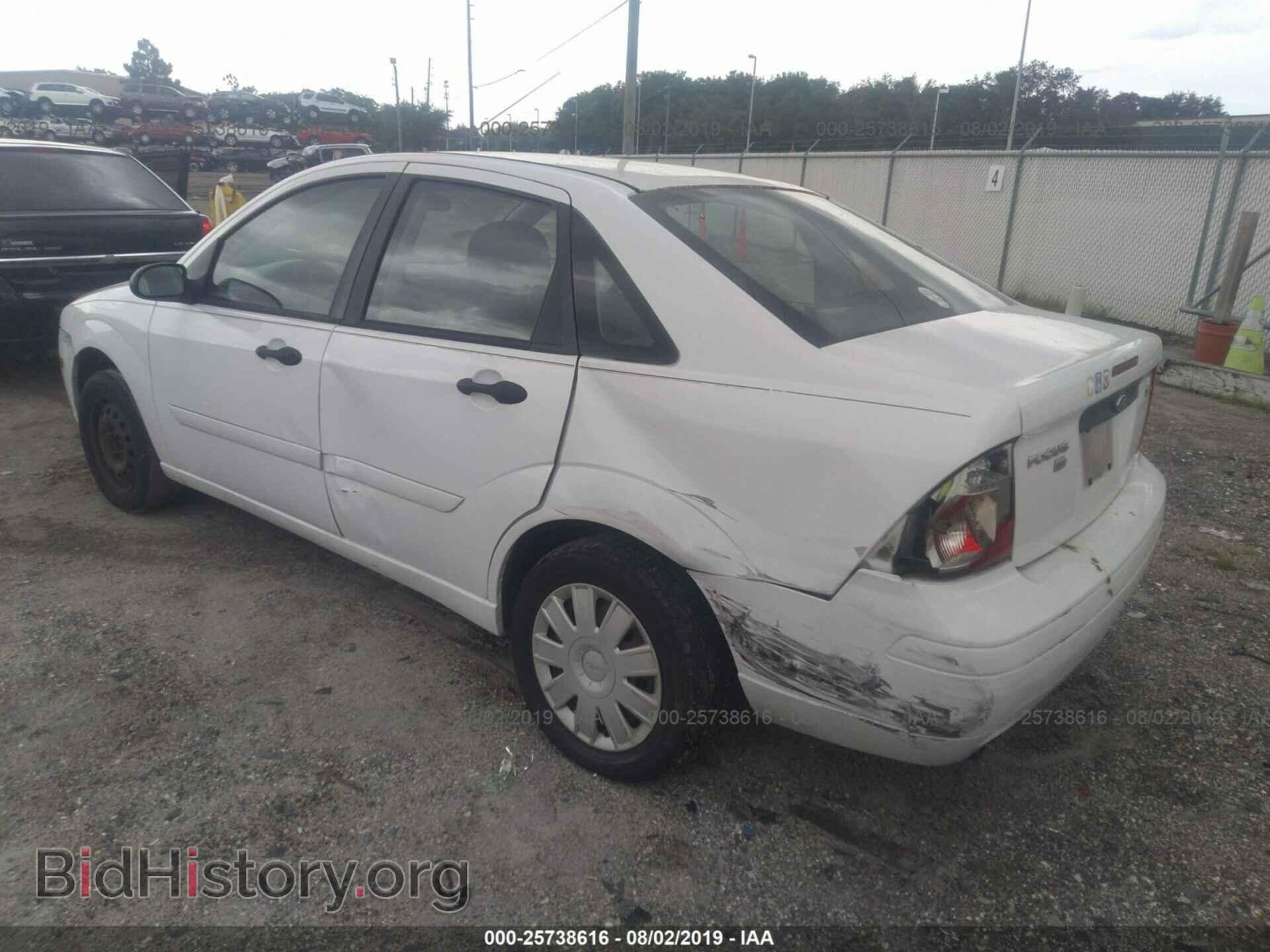 2006 FORD FOCUS - VIN: 1FAFP34N16W151633 - Фото 3