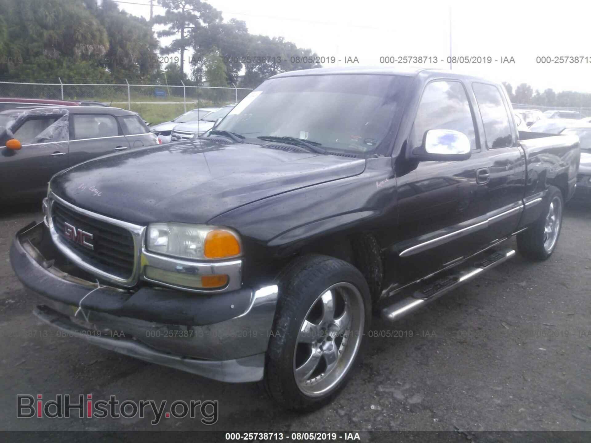 2001 GMC NEW SIERRA - VIN: 2GTEC19TX11362486 - Фото 2
