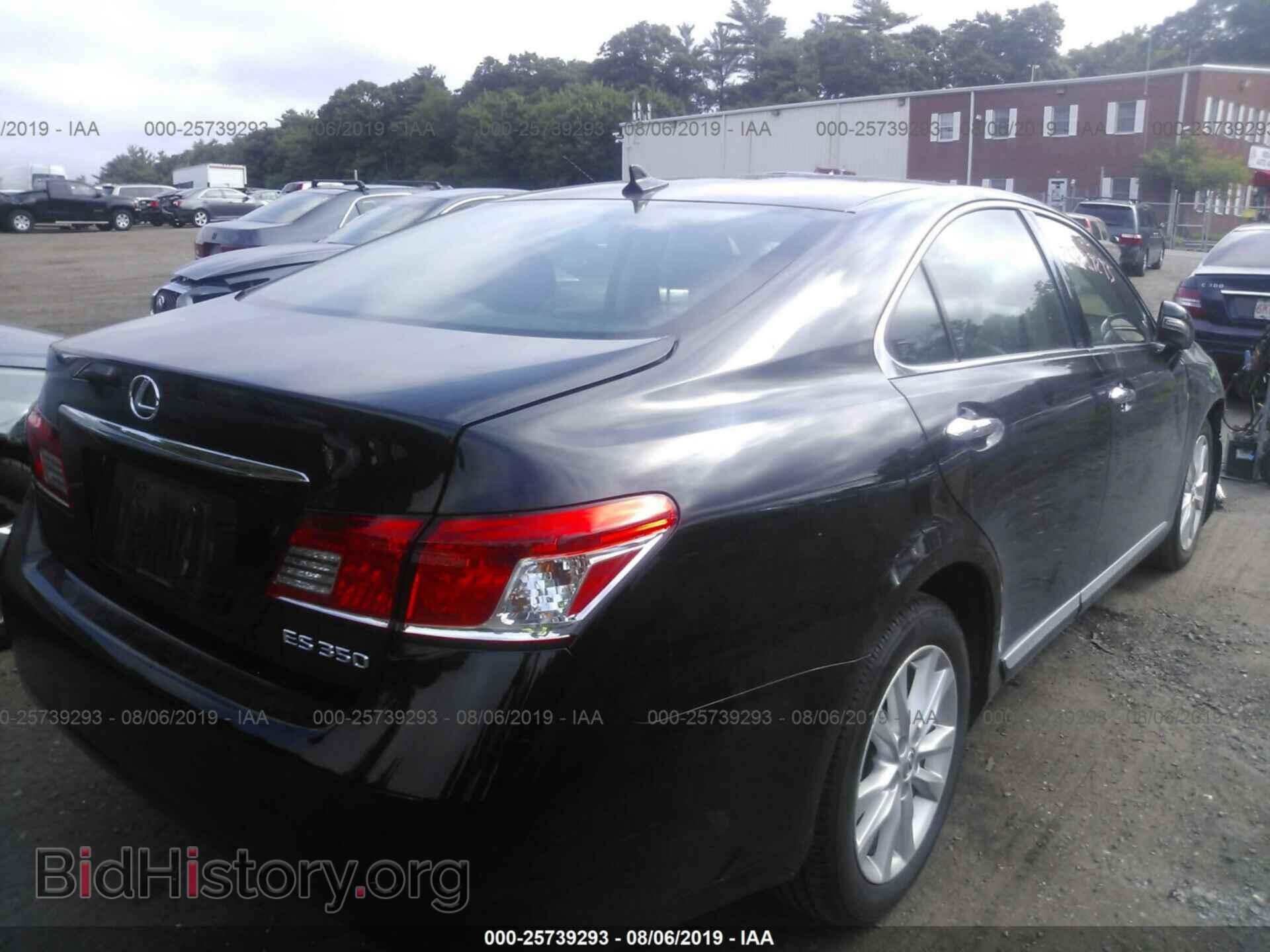 2011 LEXUS ES - VIN: JTHBK1EG4B2460086 - Фото 4