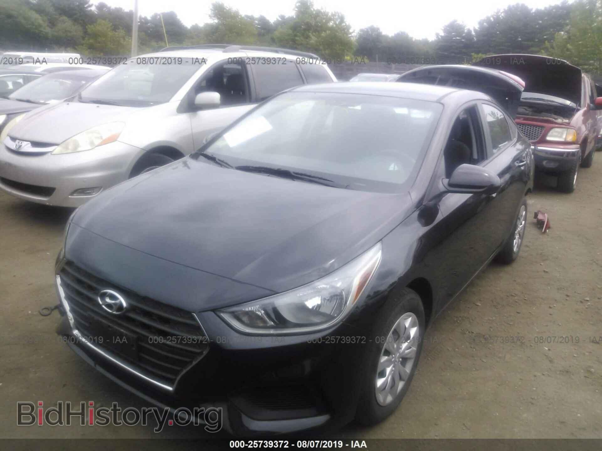 2018 HYUNDAI ACCENT - VIN: 3KPC24A39JE033000 - Фото 2