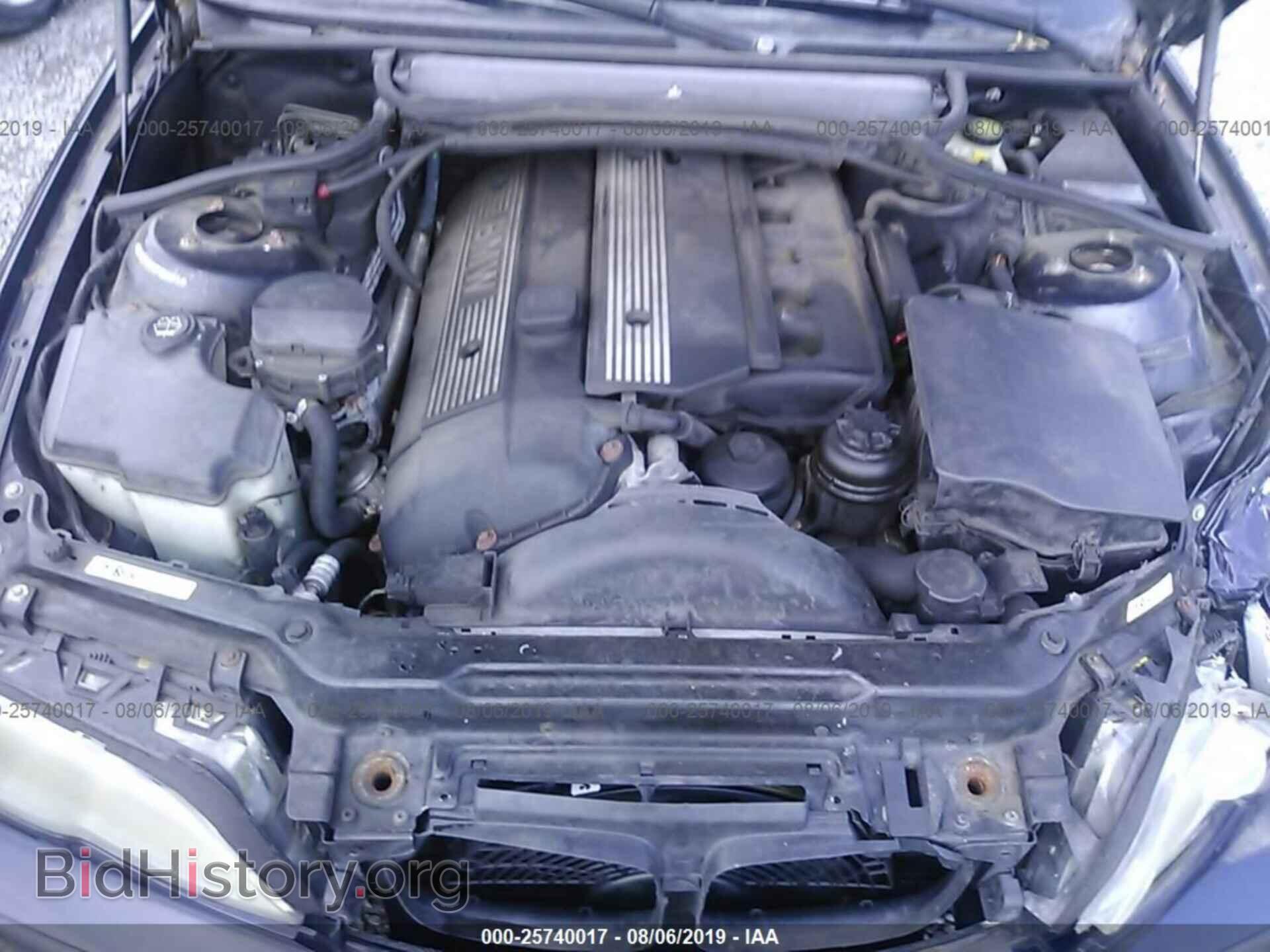 2003 BMW 330 - VIN: WBAEW53473PG23370 - Photo 10