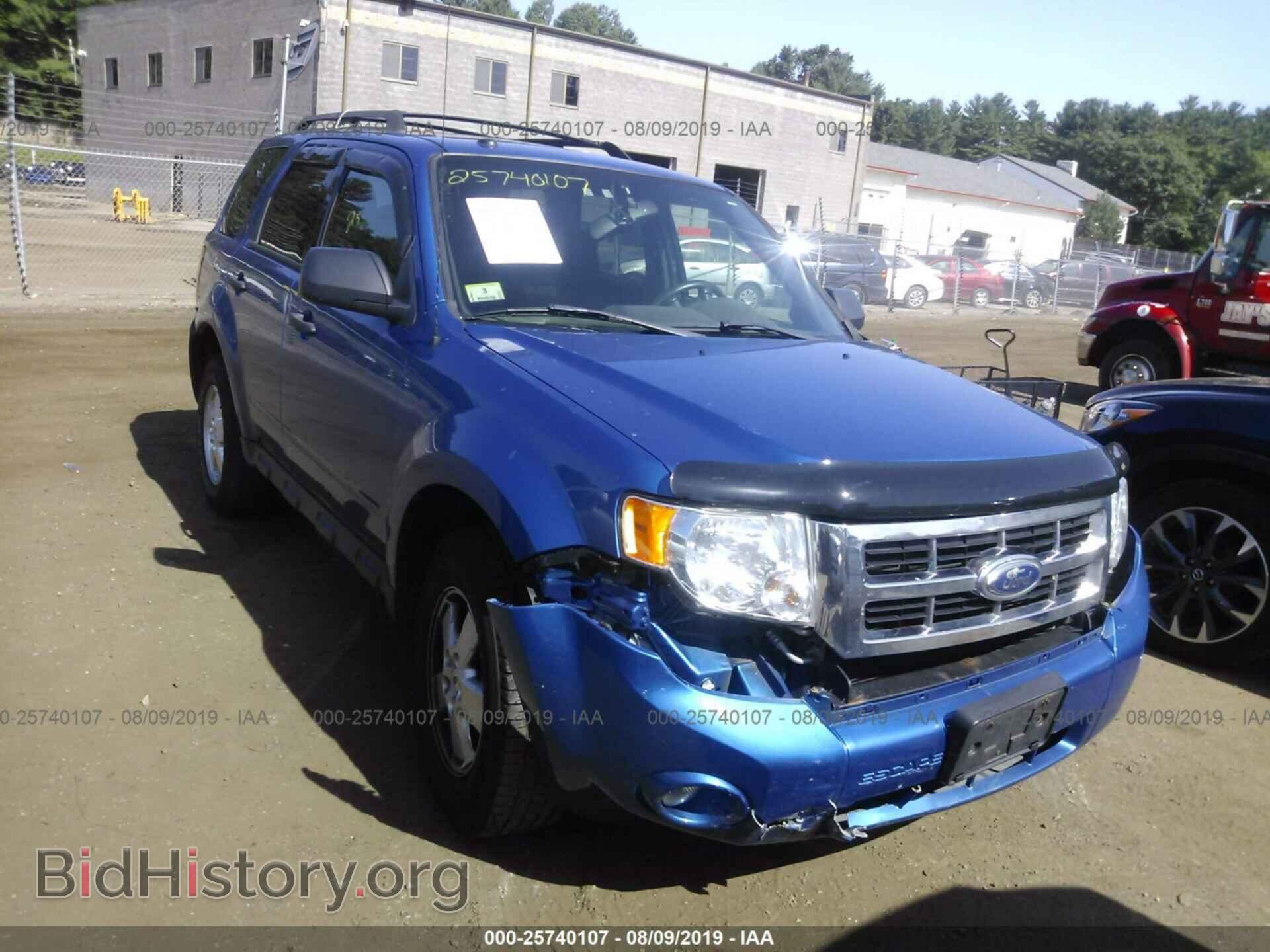 Photo 1FMCU9D73BKC35587 - FORD ESCAPE 2011