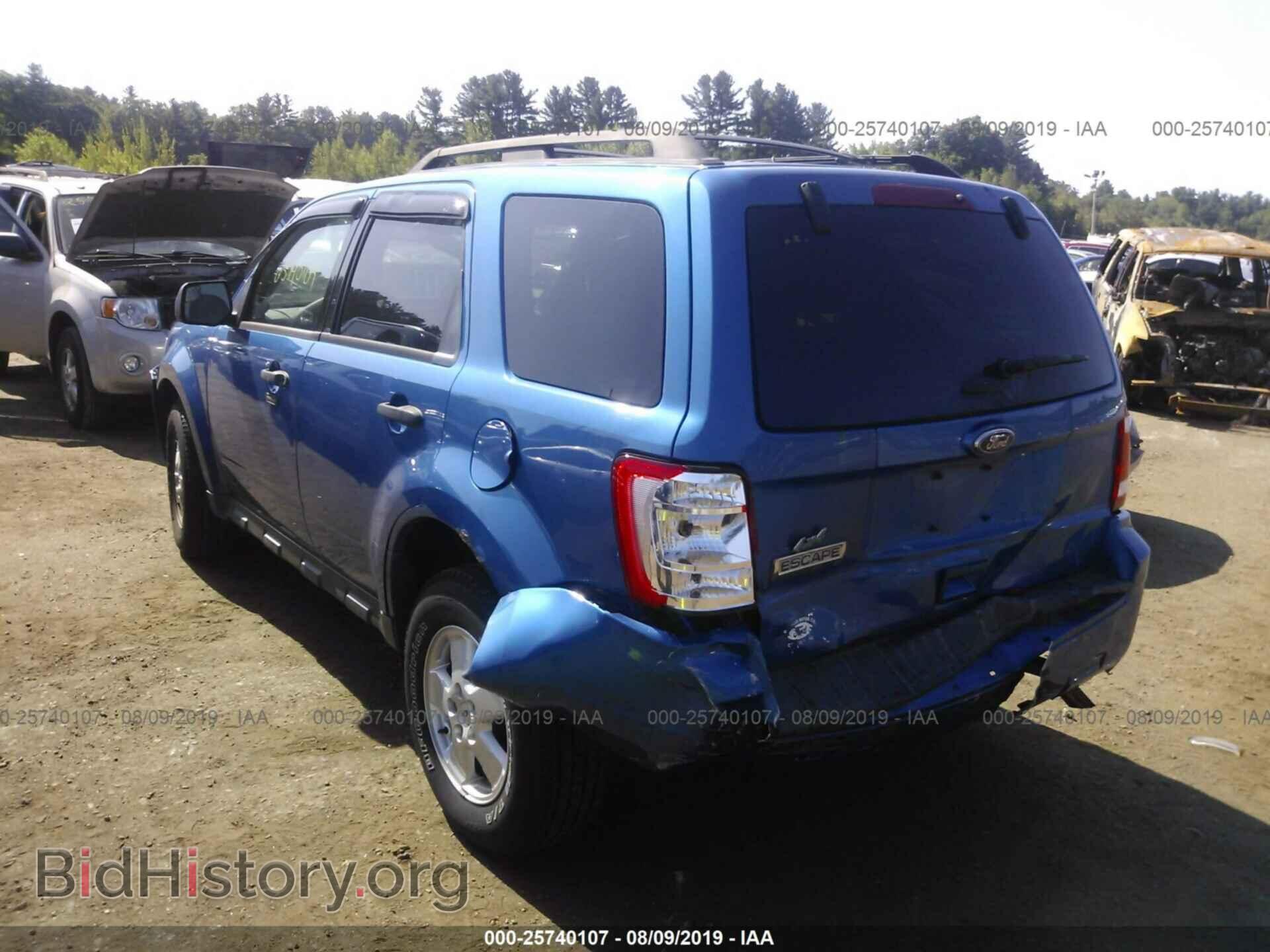 2011 FORD ESCAPE - VIN: 1FMCU9D73BKC35587 - Фото 3