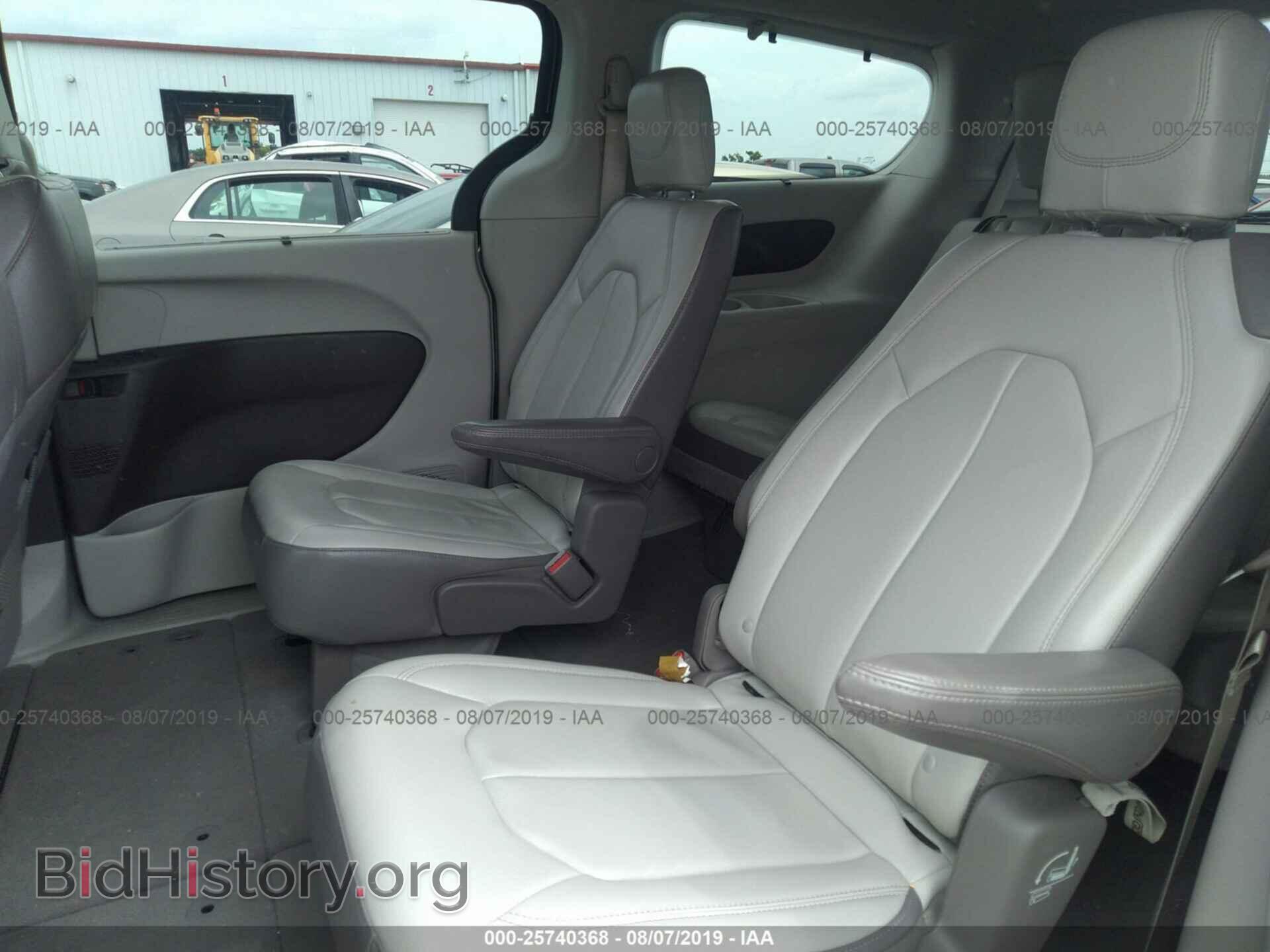 2017 CHRYSLER PACIFICA - VIN: 2C4RC1BG9HR688211 - Фото 8