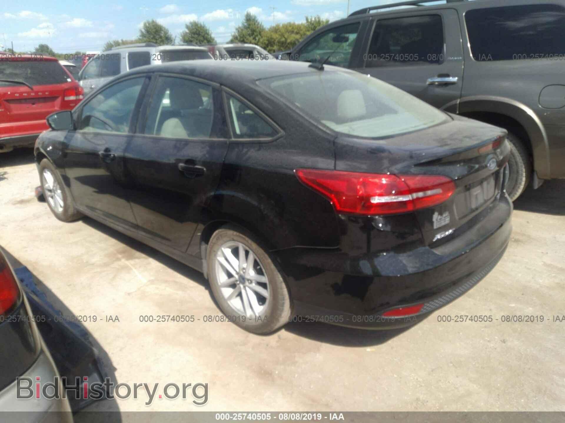2017 FORD FOCUS - VIN: 1FADP3F26HL324433 - Фото 3