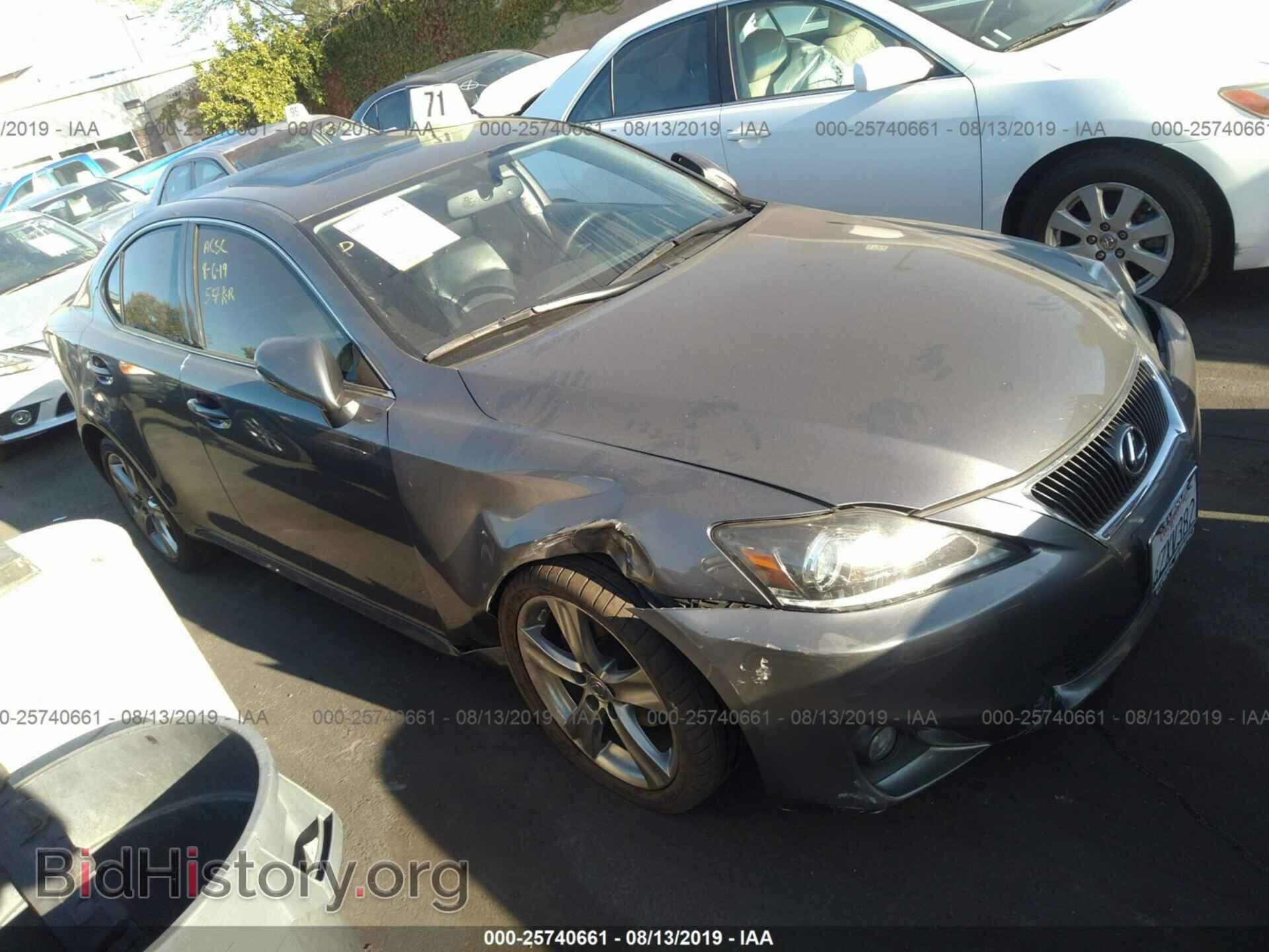 Photo JTHBF5C20D5185658 - LEXUS IS 2013