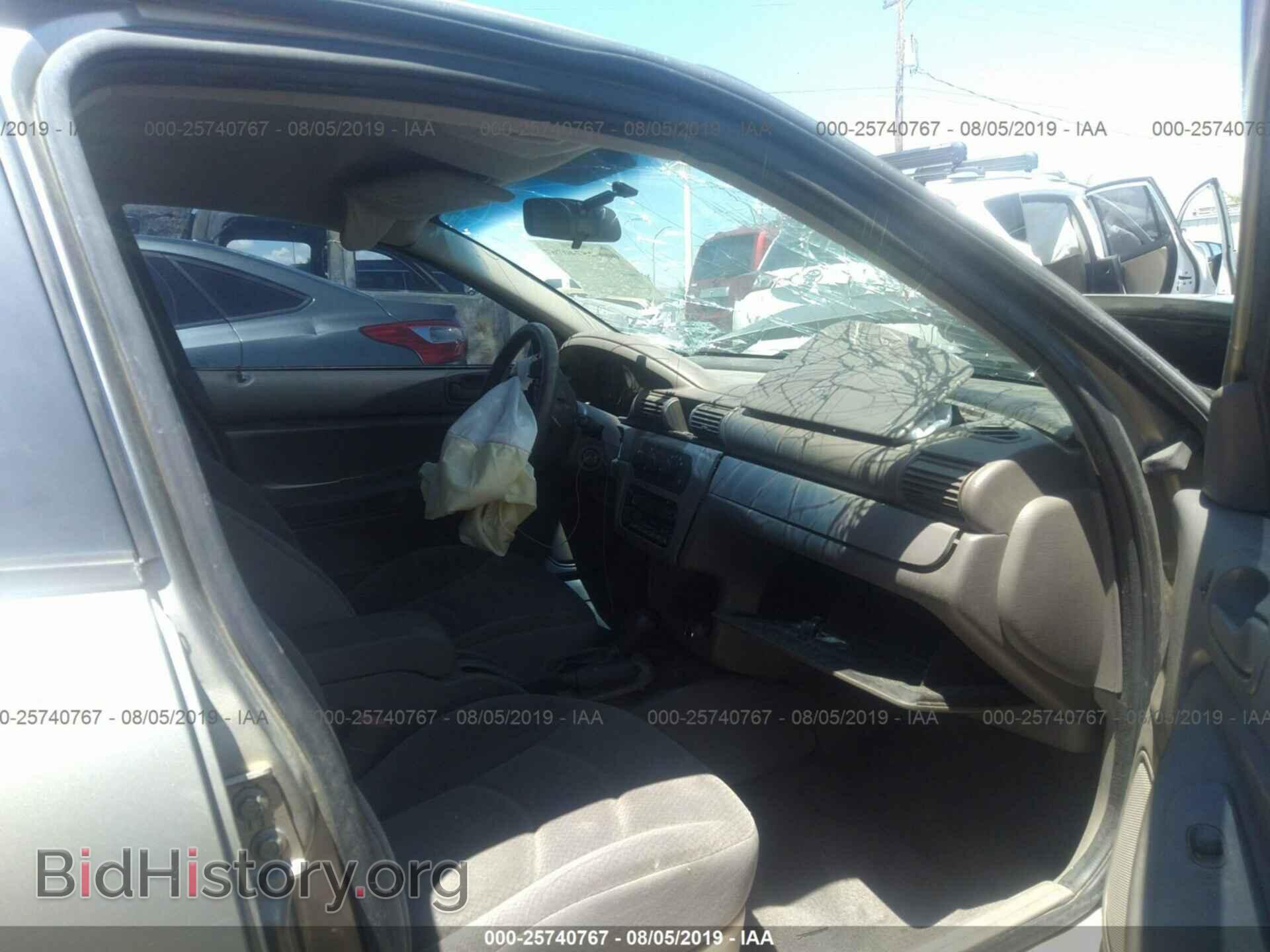 2004 CHRYSLER SEBRING - VIN: 1C3EL46X54N244393 - Photo 5