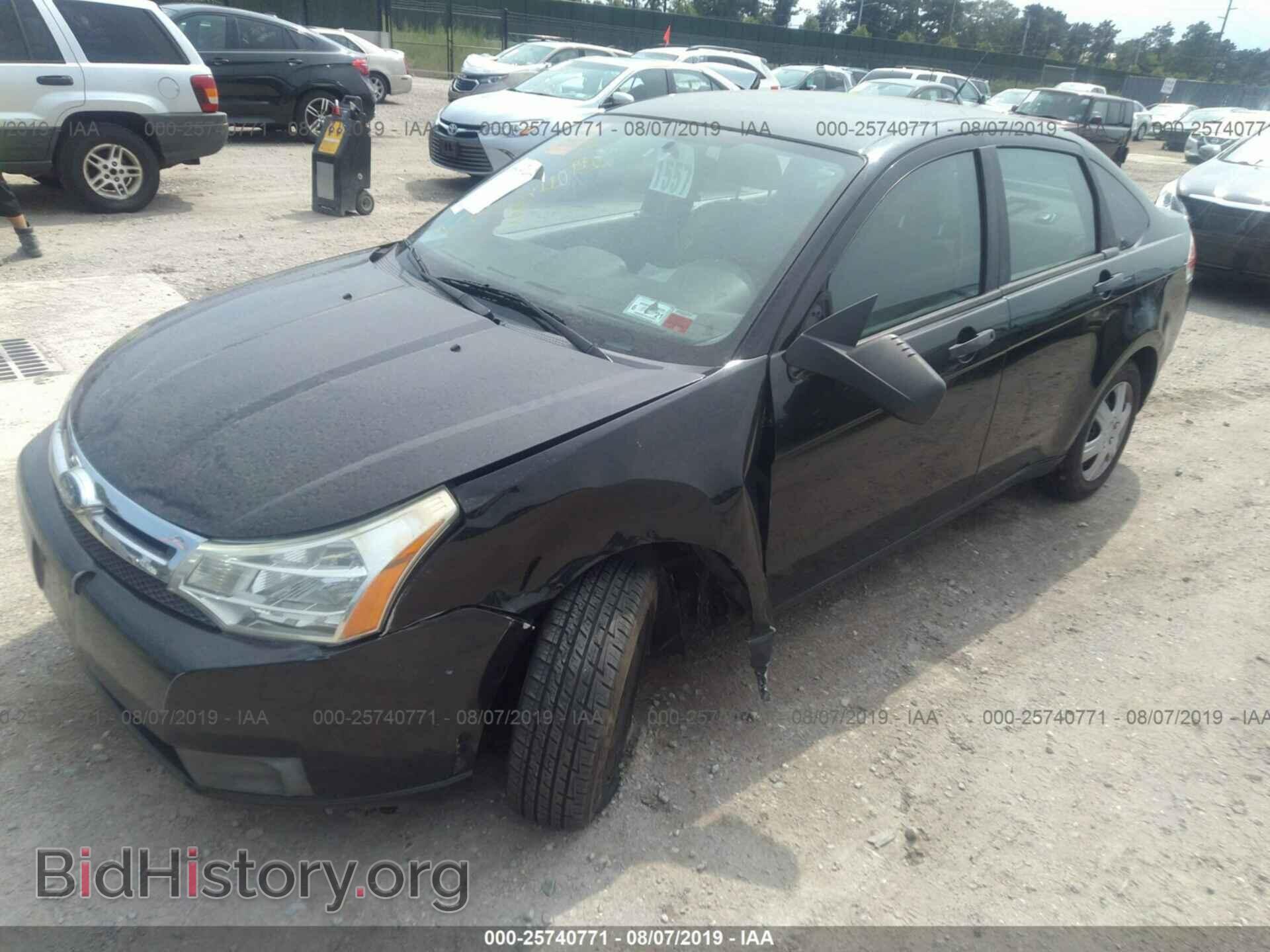 2008 FORD FOCUS - VIN: 1FAHP34N98W137362 - Фото 2