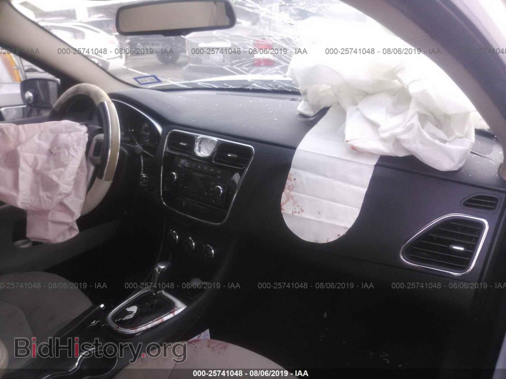 2012 CHRYSLER 200 - VIN: 1C3CCBBB4CN217531 - Фото 5