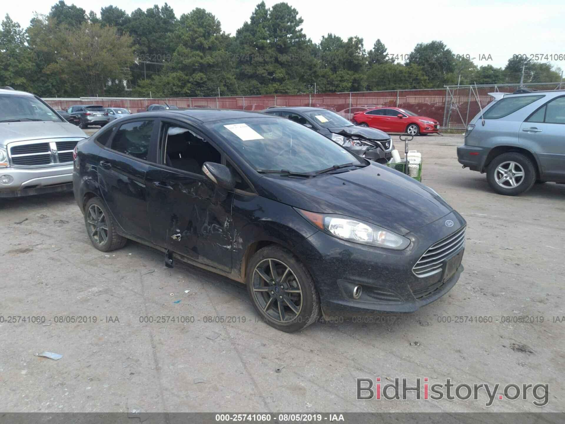 Photo 3FADP4BJ8FM181645 - FORD FIESTA 2015